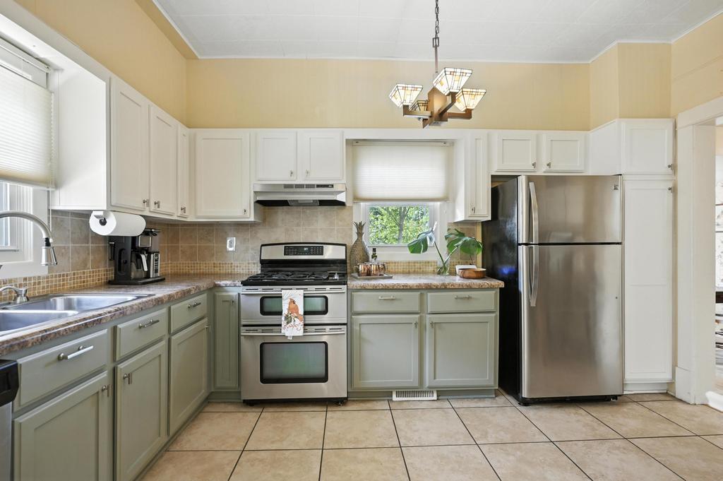 1906 Bird Avenue Property Photo 24