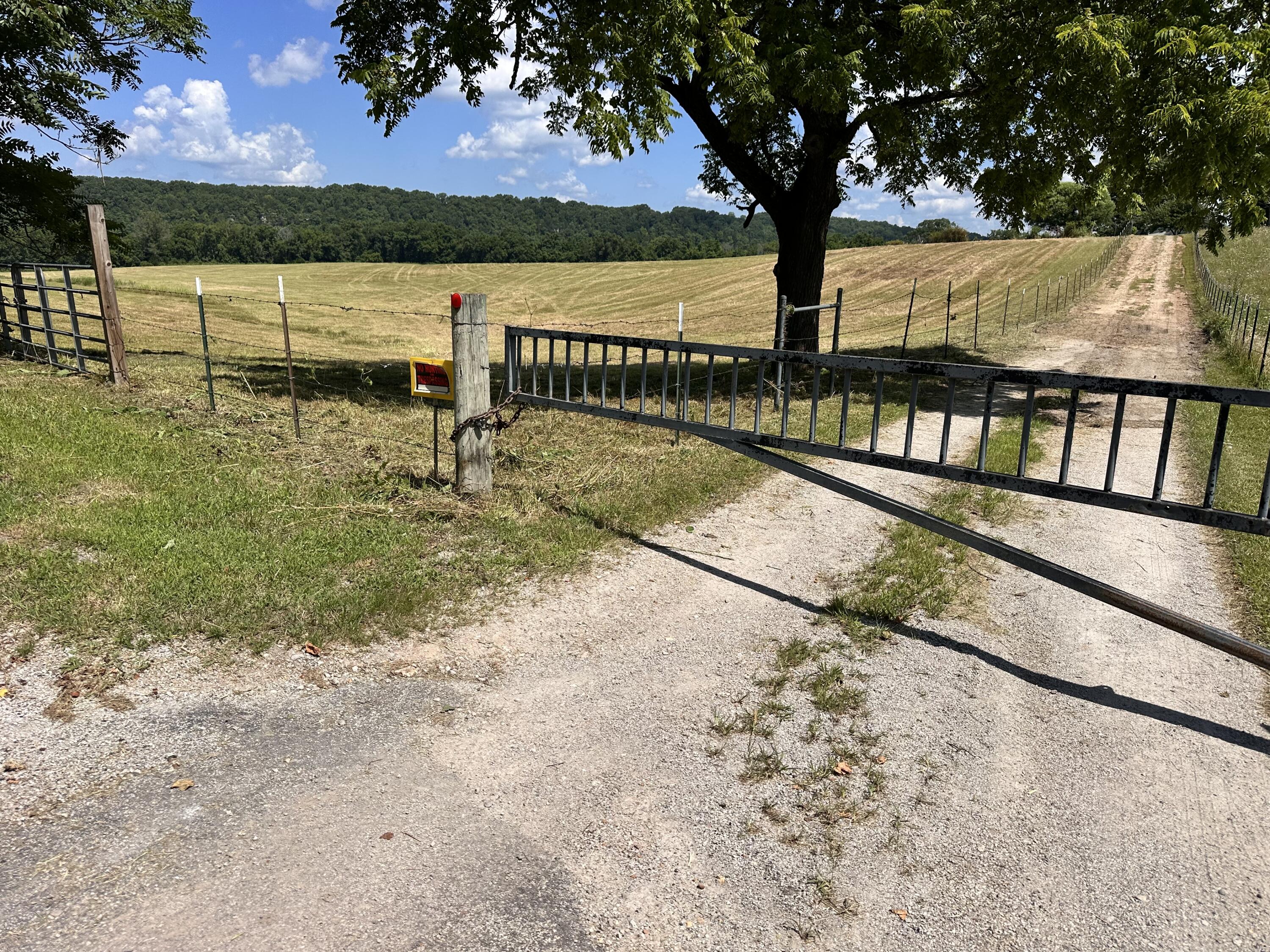 1552 Roberts Ridge Road Property Photo 36