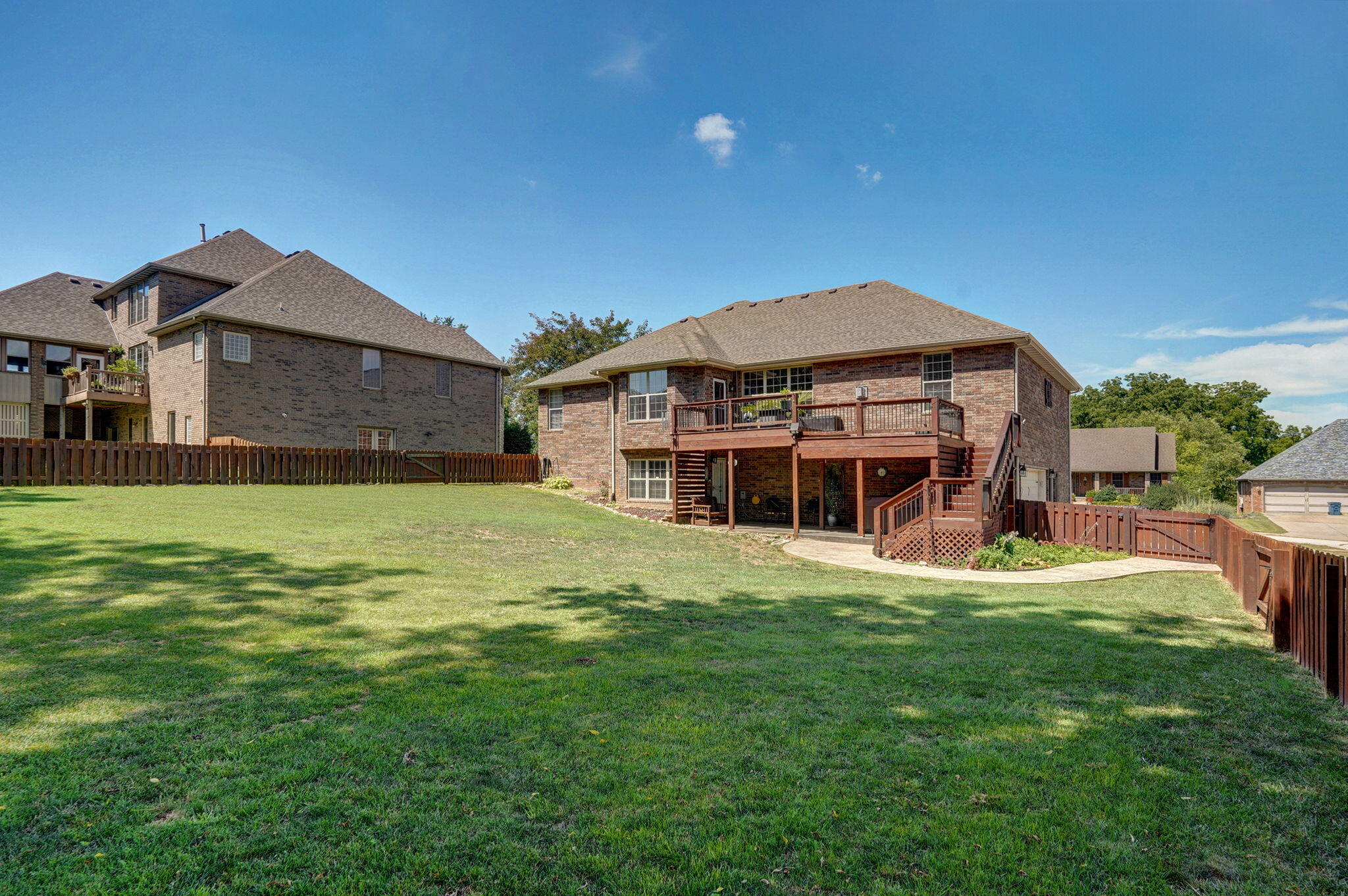 2310 Lakeside Court Property Photo 45
