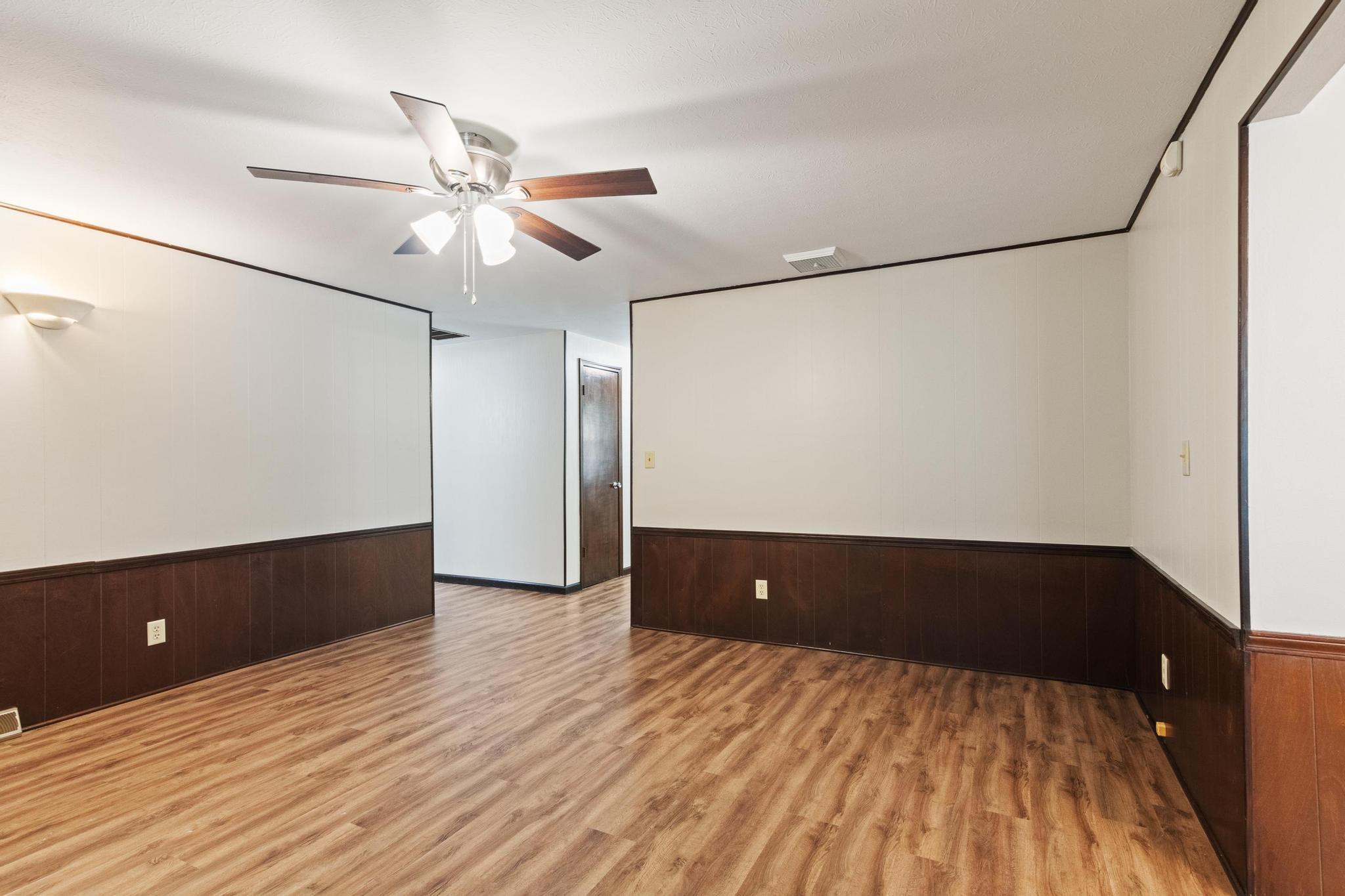 712 South Grandview Avenue Property Photo 11