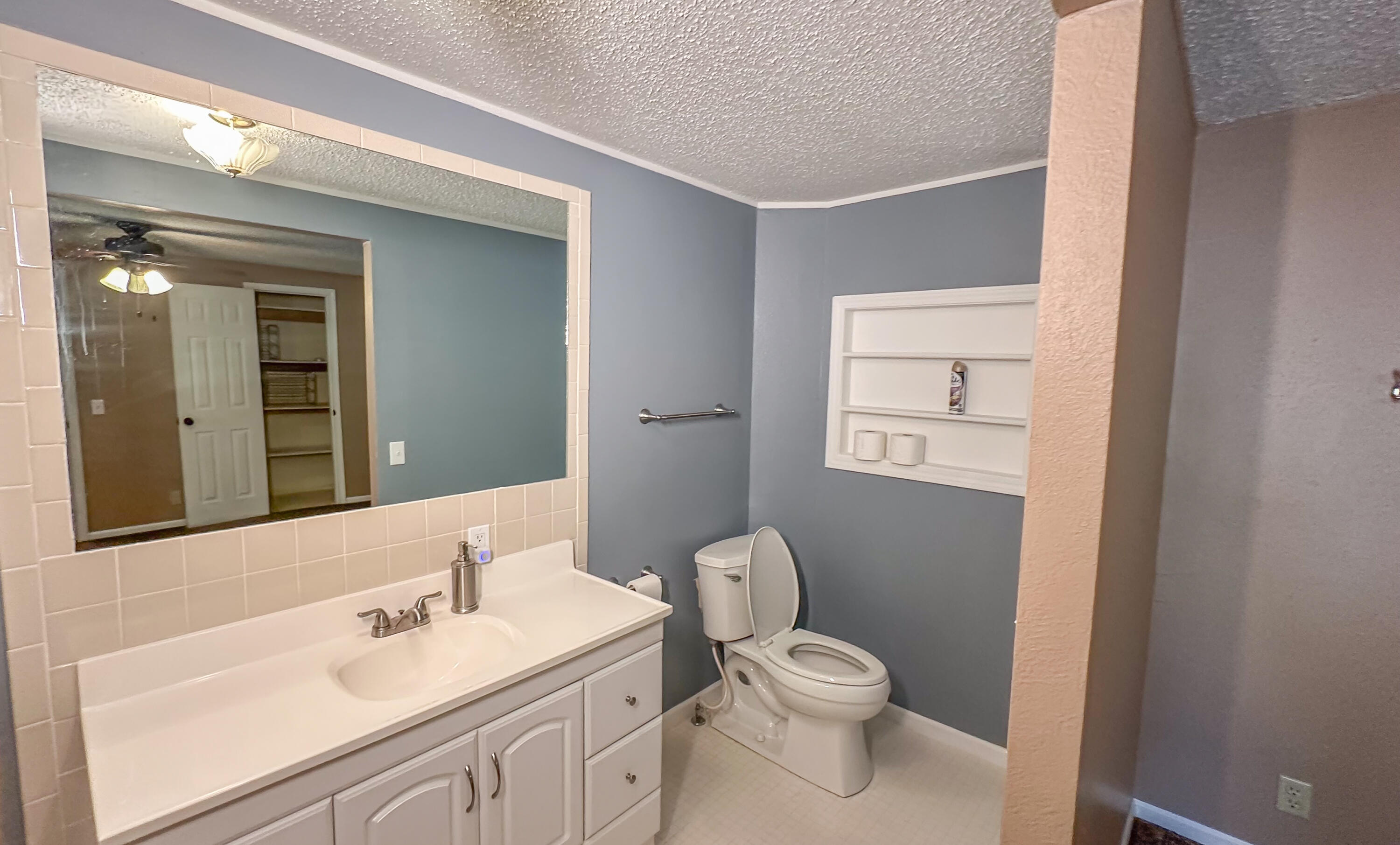 3686 Bado Road Property Photo 28