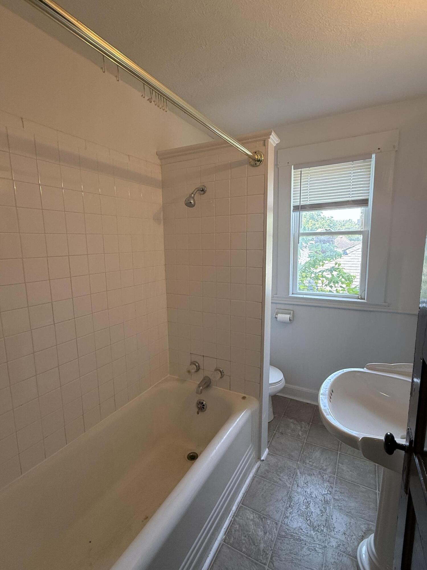 1134 North Clay Avenue Property Photo 9
