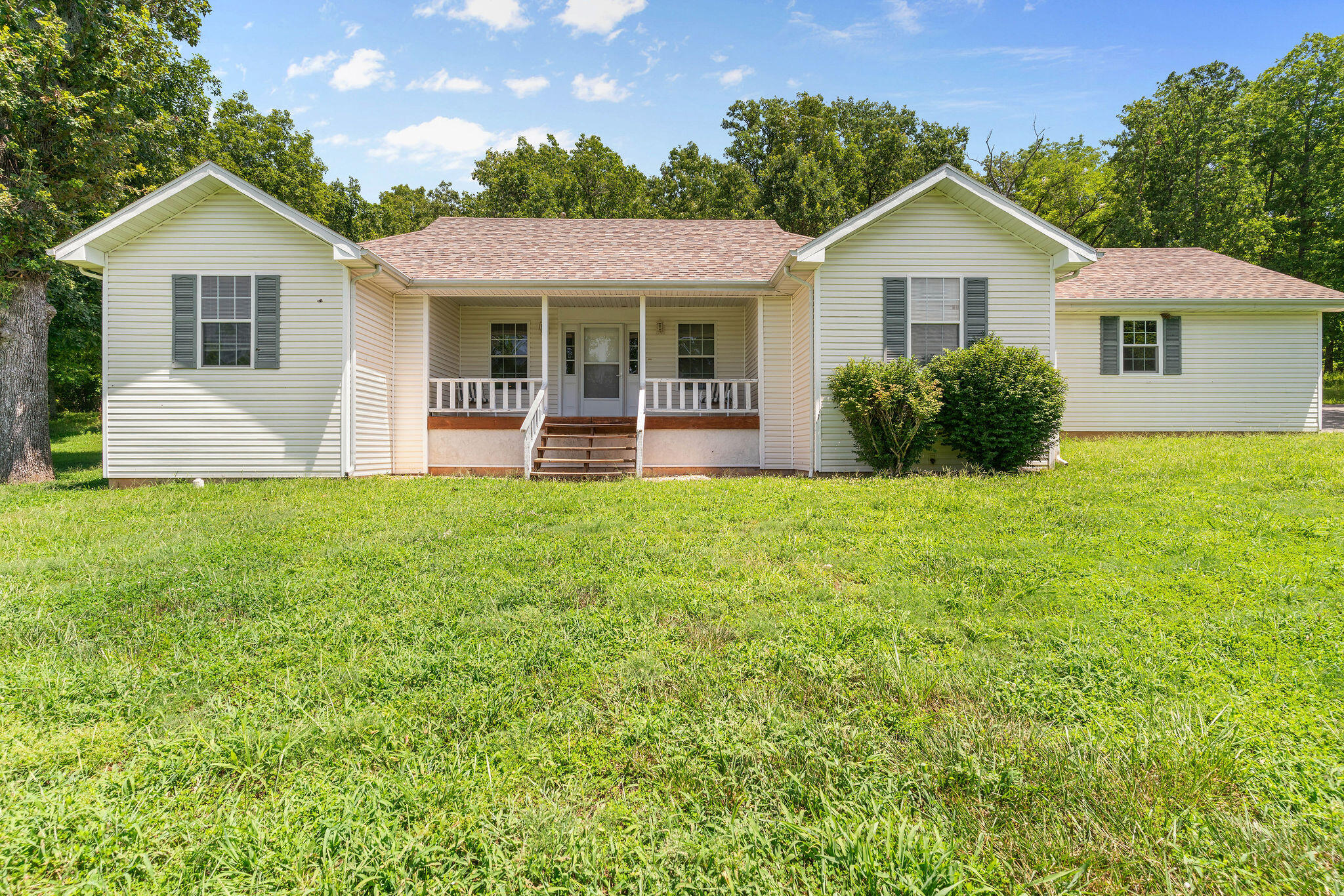 5303 North Farm Rd 75 Property Photo 1