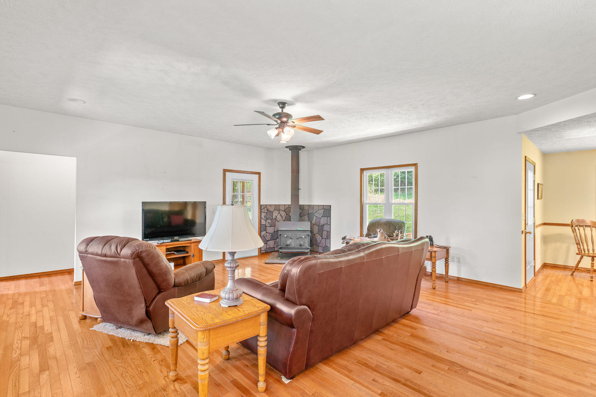 5303 North Farm Rd 75 Property Photo 5