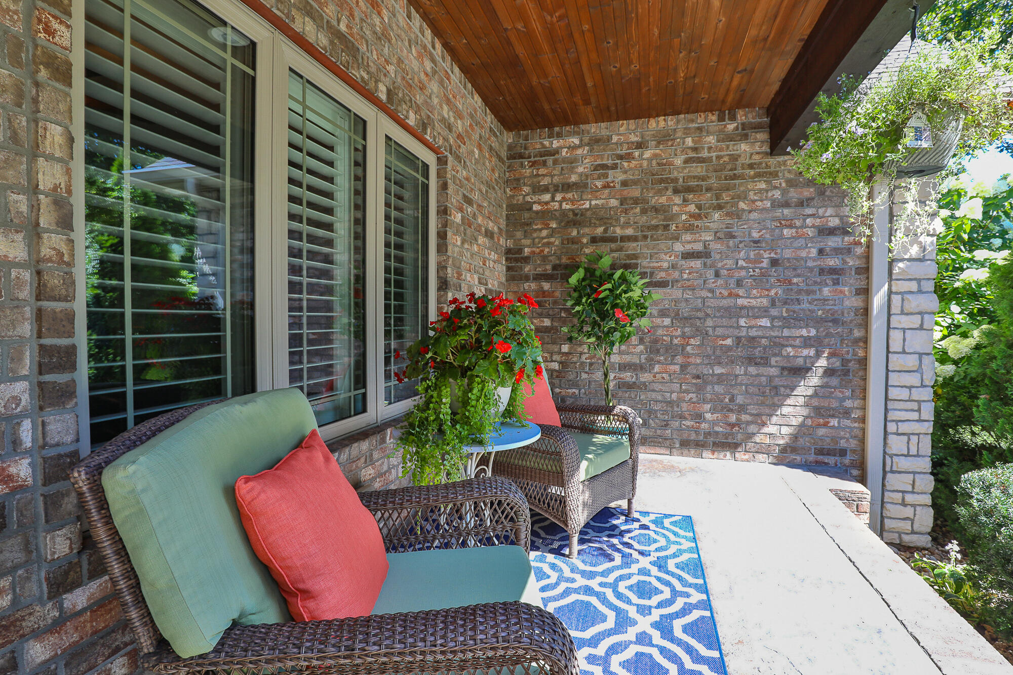 715 Goldenrod Road Property Photo 6