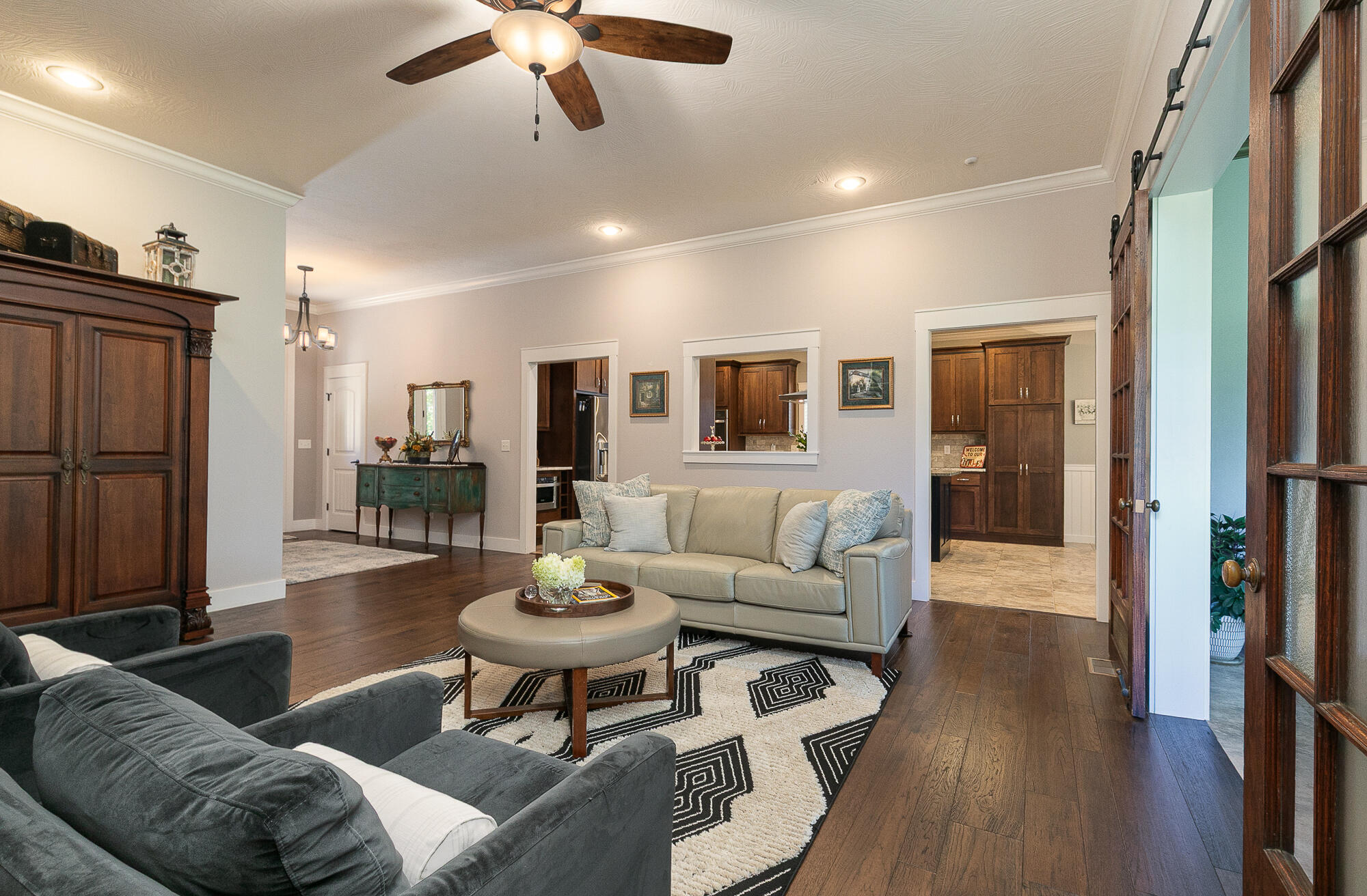 715 Goldenrod Road Property Photo 12