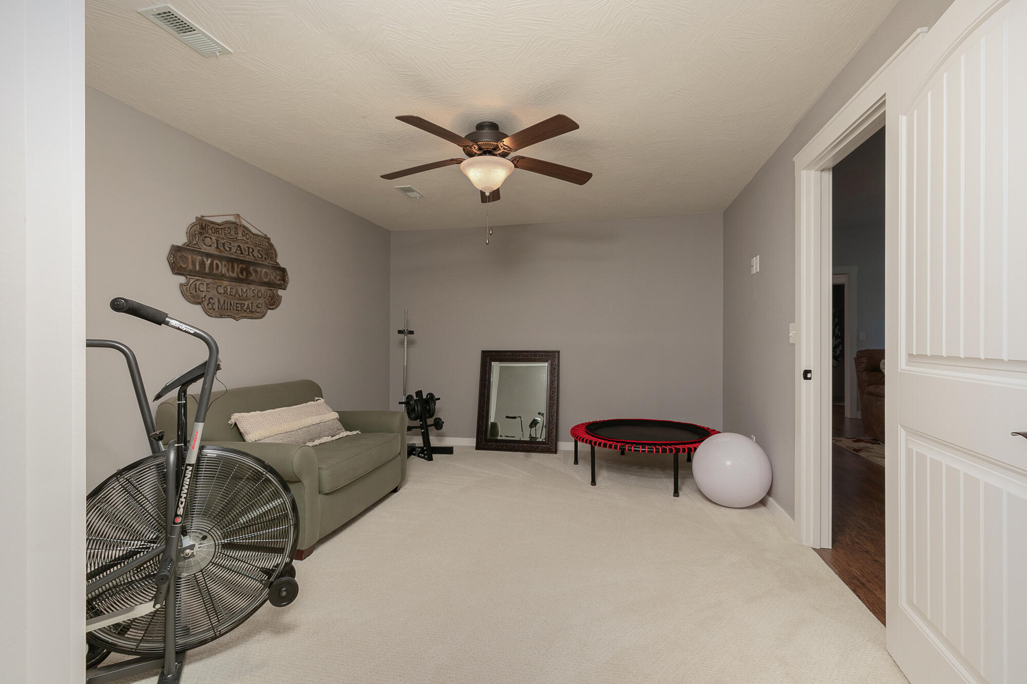 715 Goldenrod Road Property Photo 47