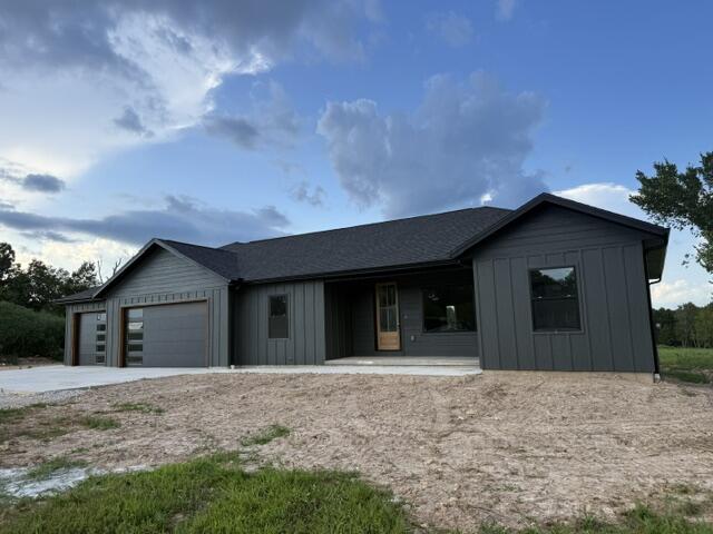 405 Raspberry Road Property Photo 1