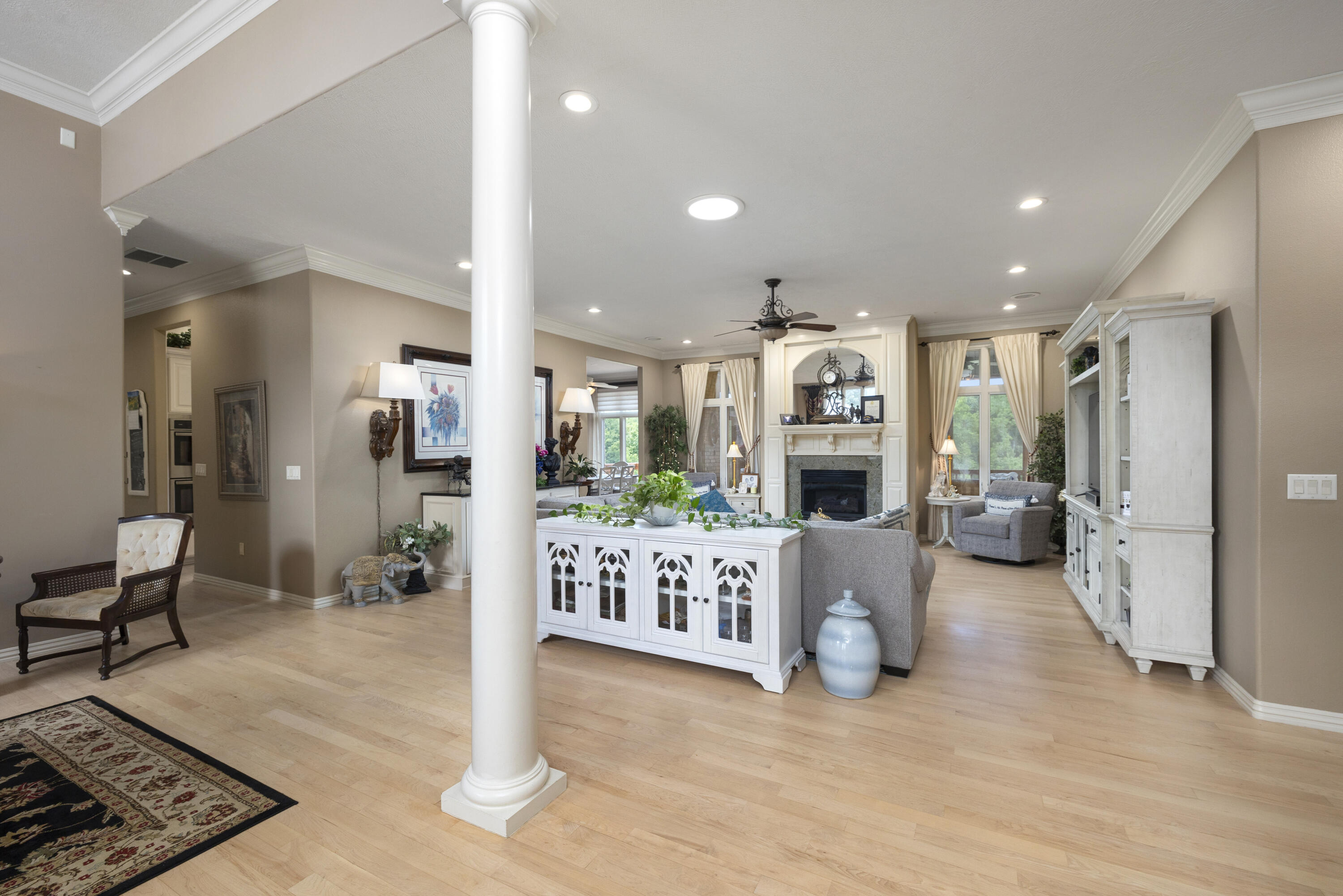 1122 West Oakville Road Property Photo 6