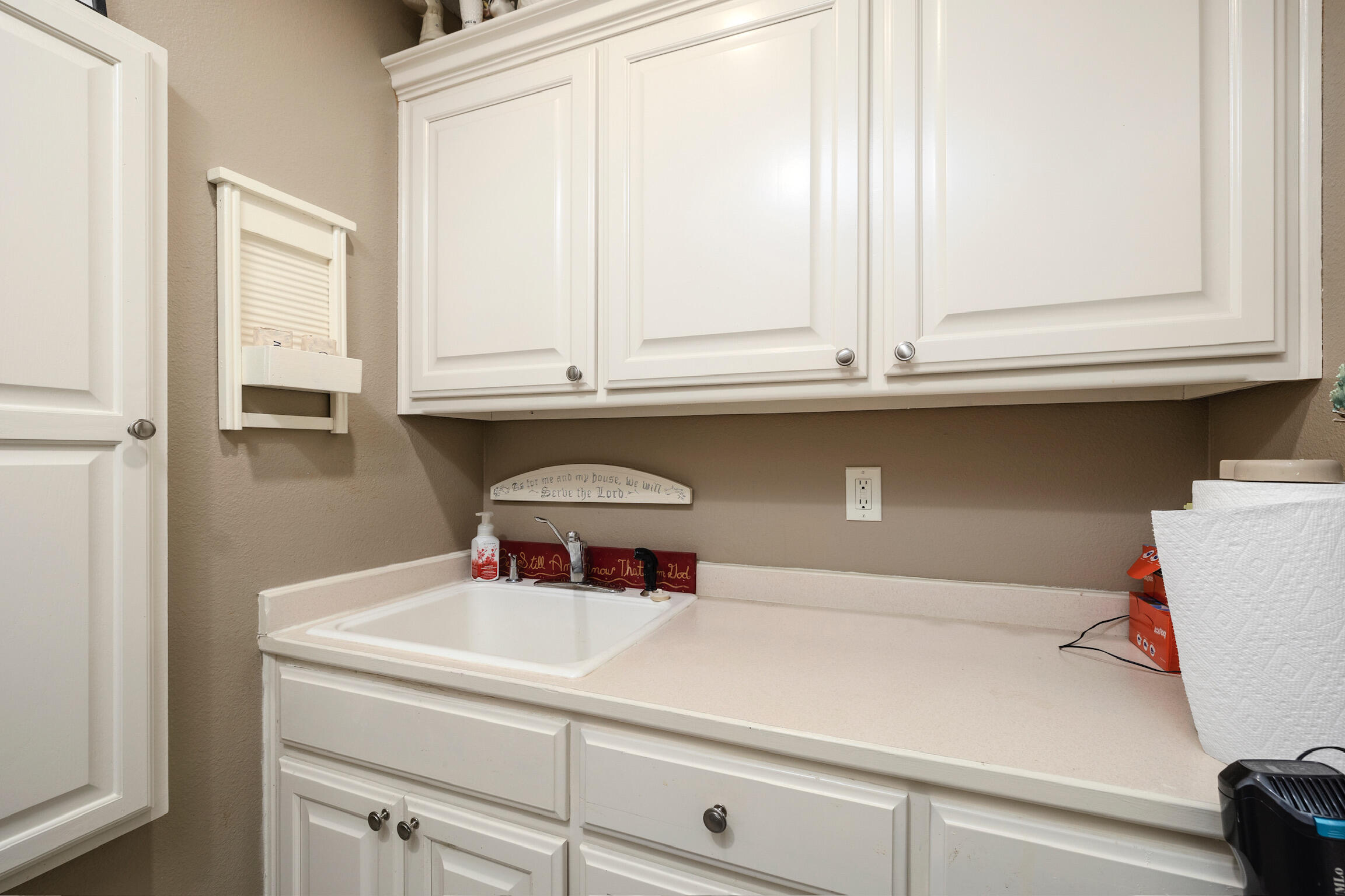 1122 West Oakville Road Property Photo 27
