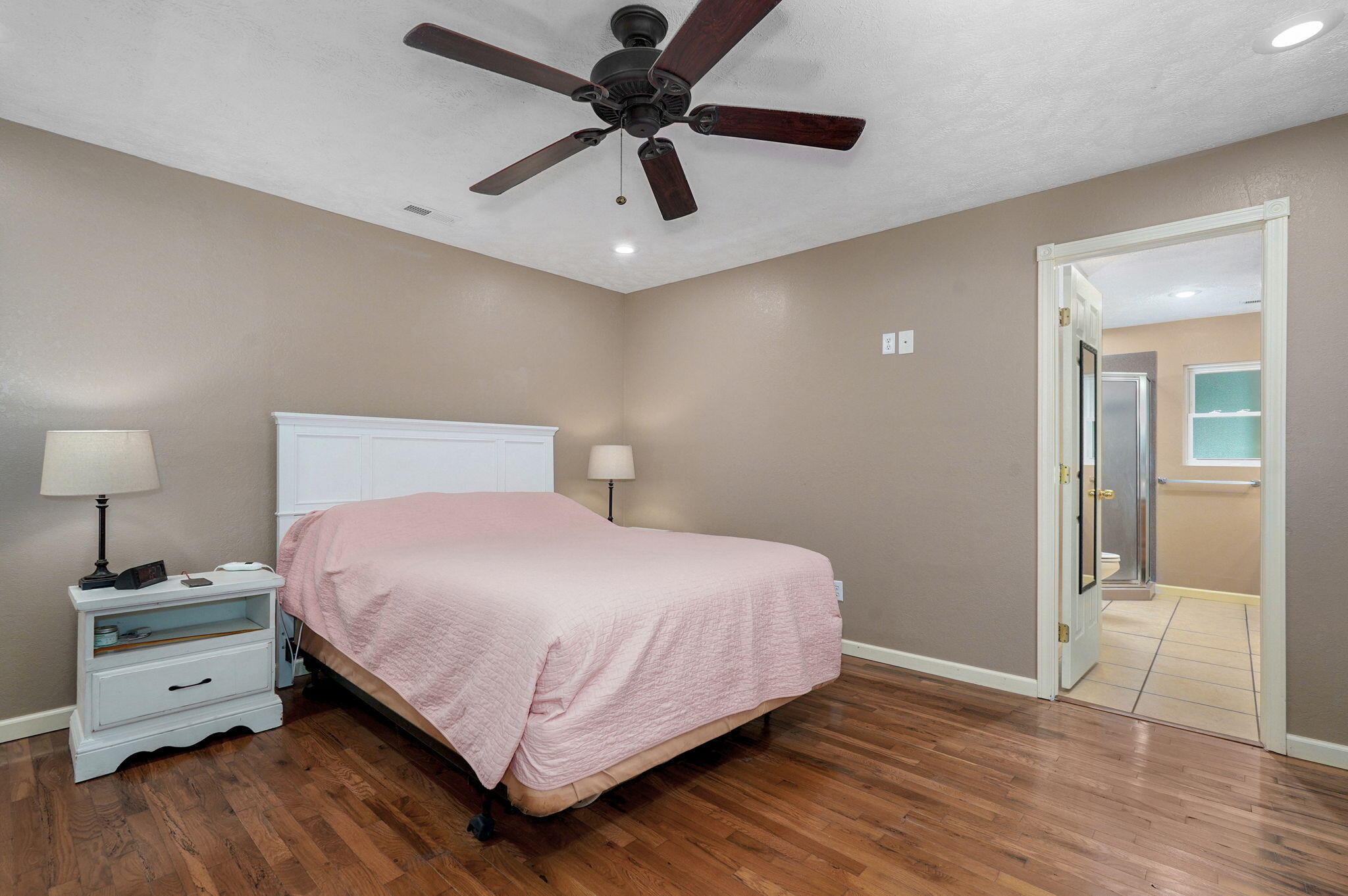 302 South Pershing Street Property Photo 6