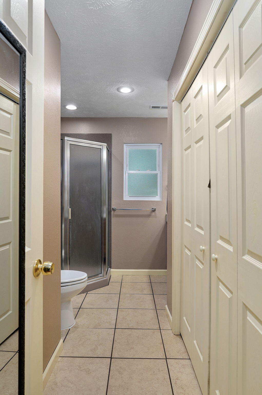 302 South Pershing Street Property Photo 9