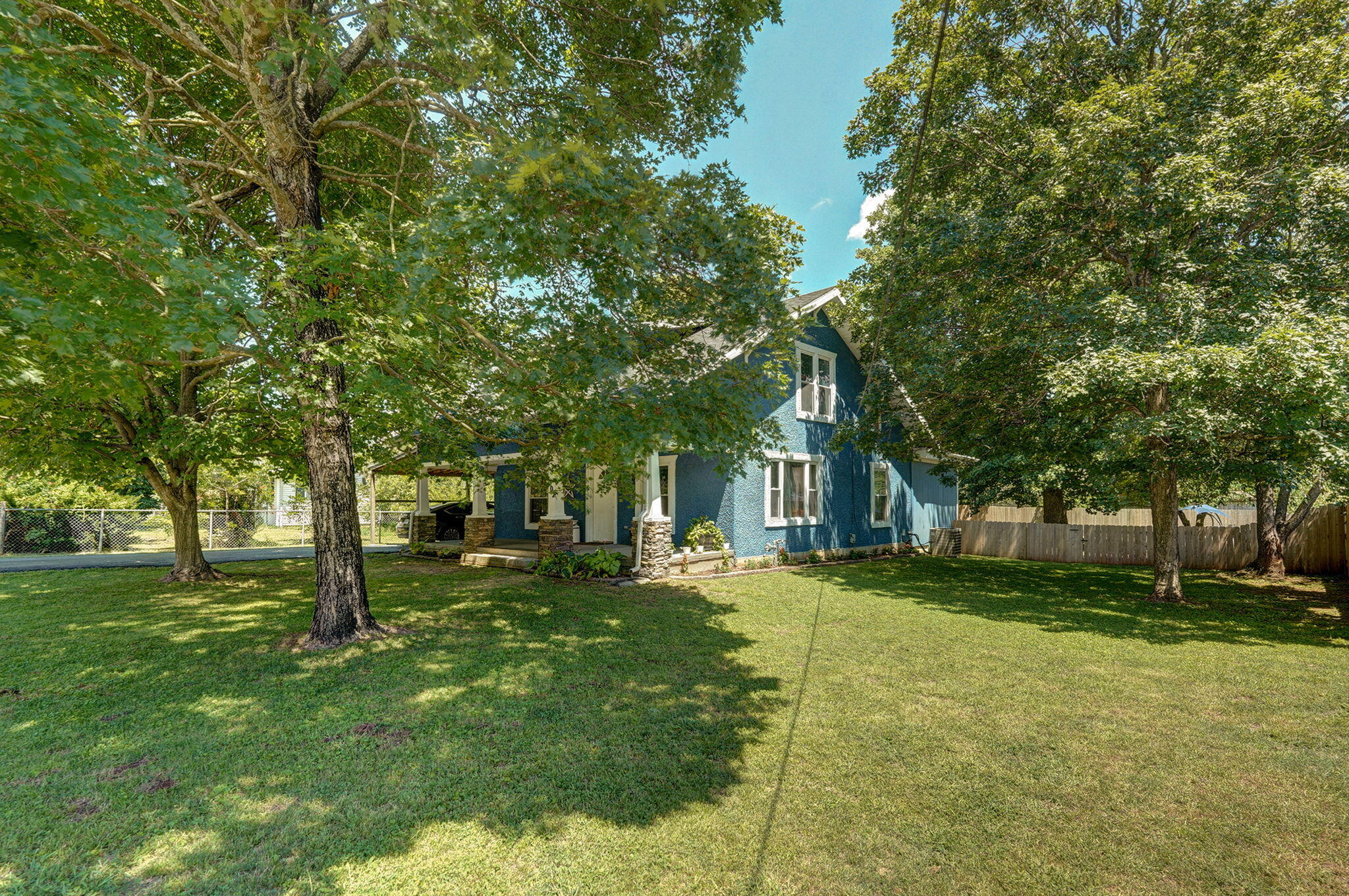 302 South Pershing Street Property Photo 31