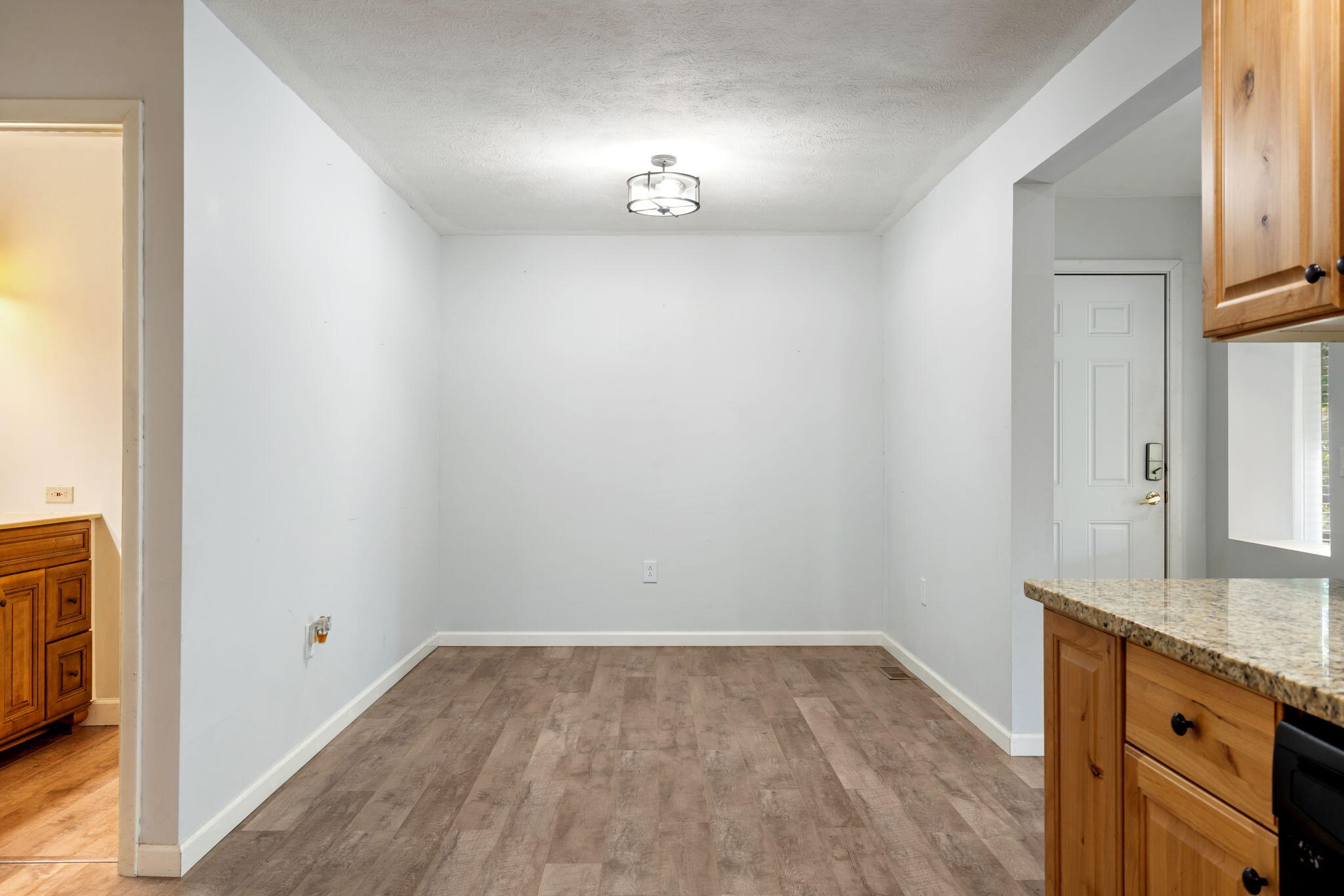 84 Starbright Lane Property Photo 31