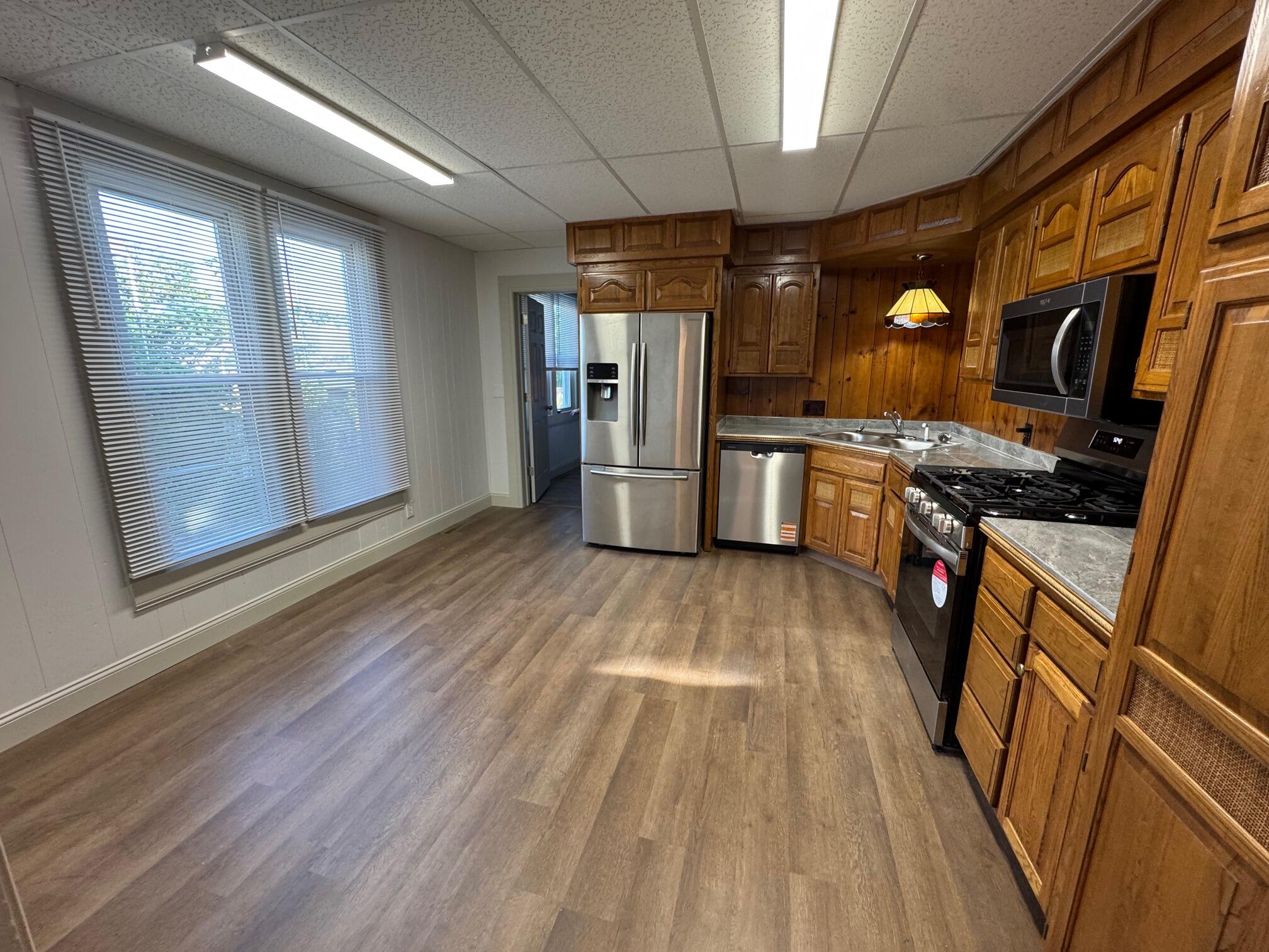 714 West 21st Street Property Photo 3
