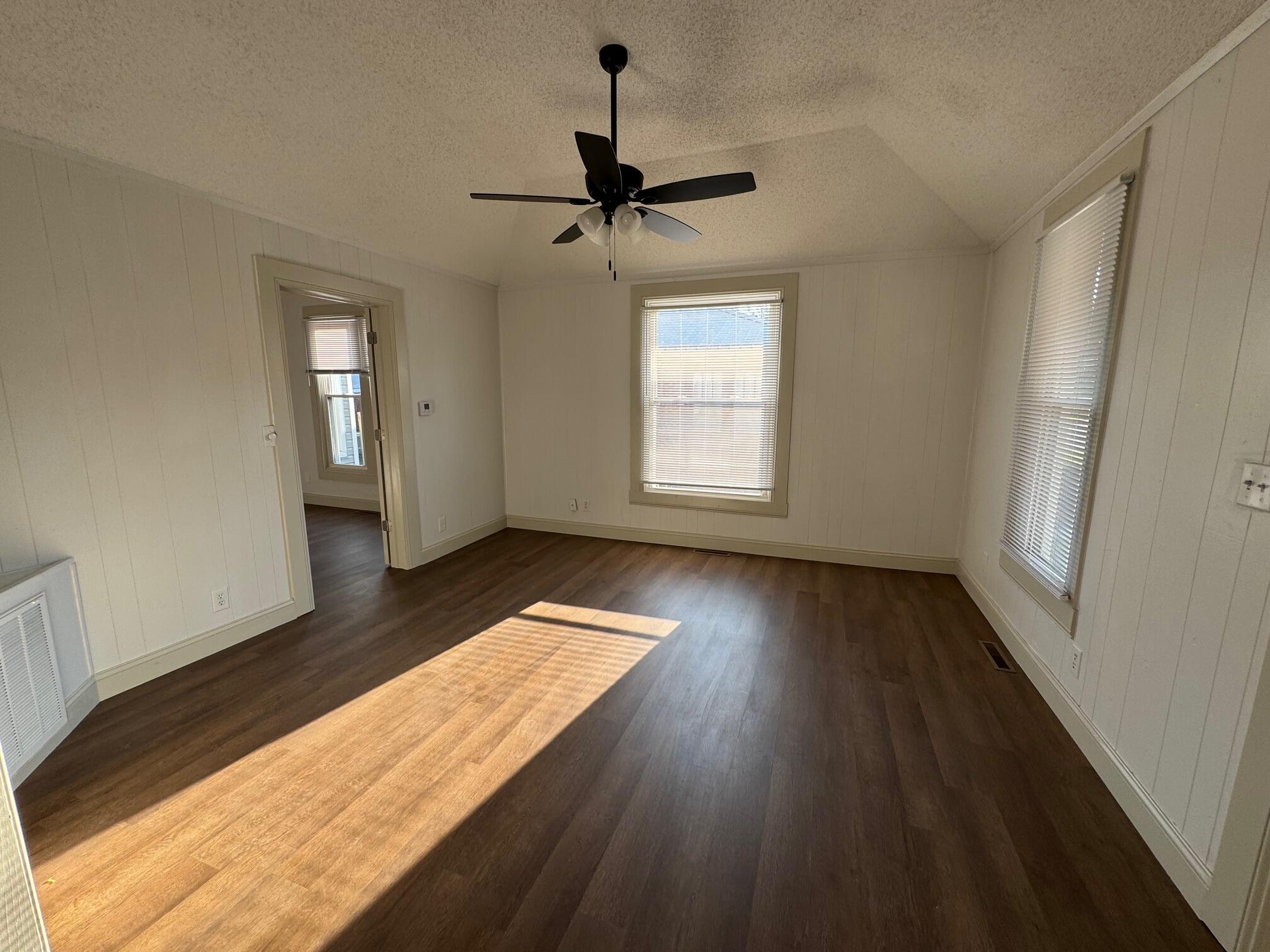 714 West 21st Street Property Photo 9