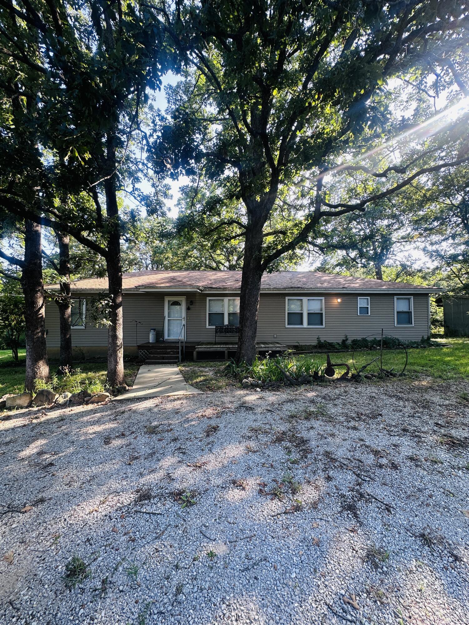 1133 East 318th Road Property Photo 2