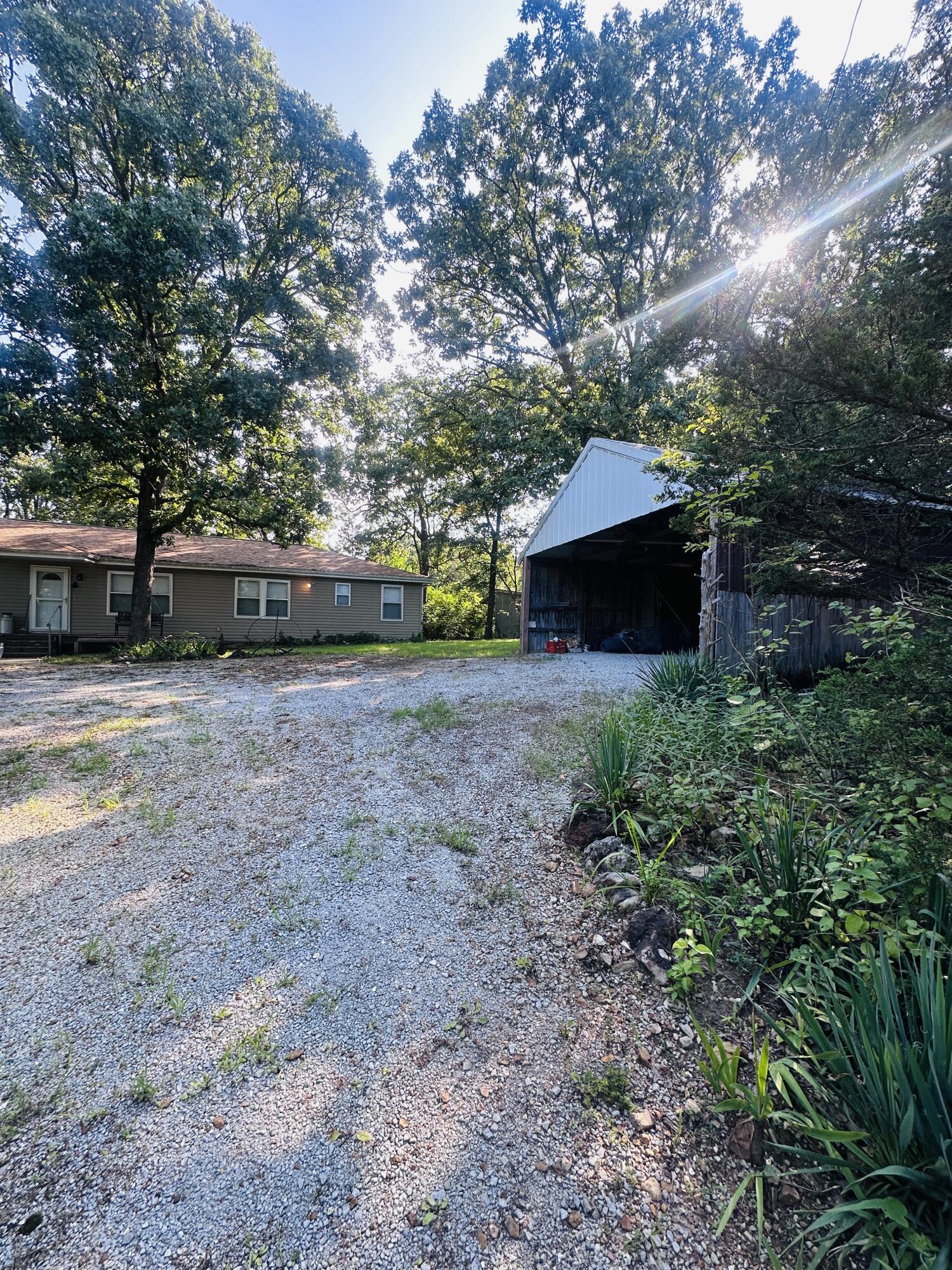 1133 East 318th Road Property Photo 5