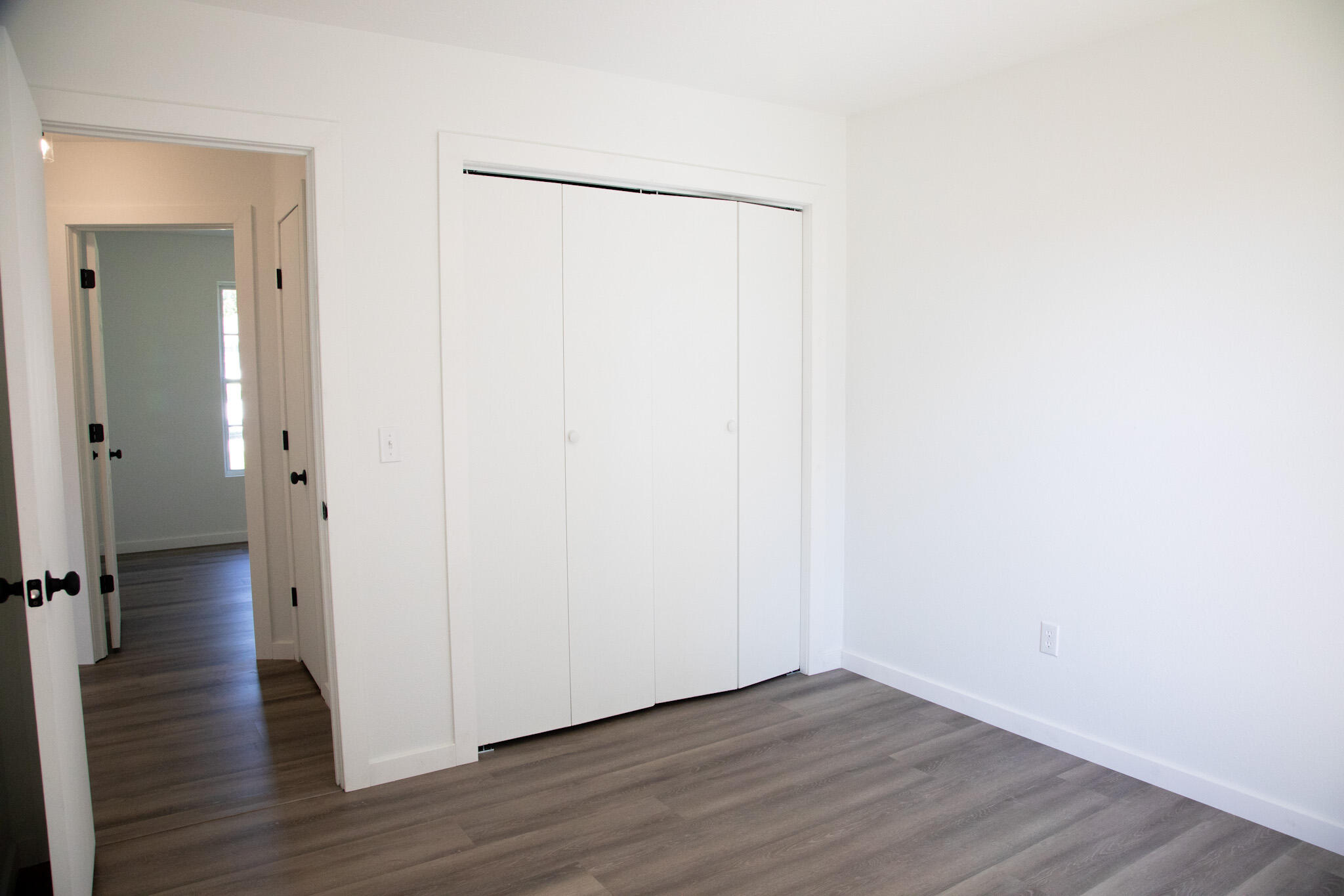 1044 South Missouri Avenue Property Photo 27