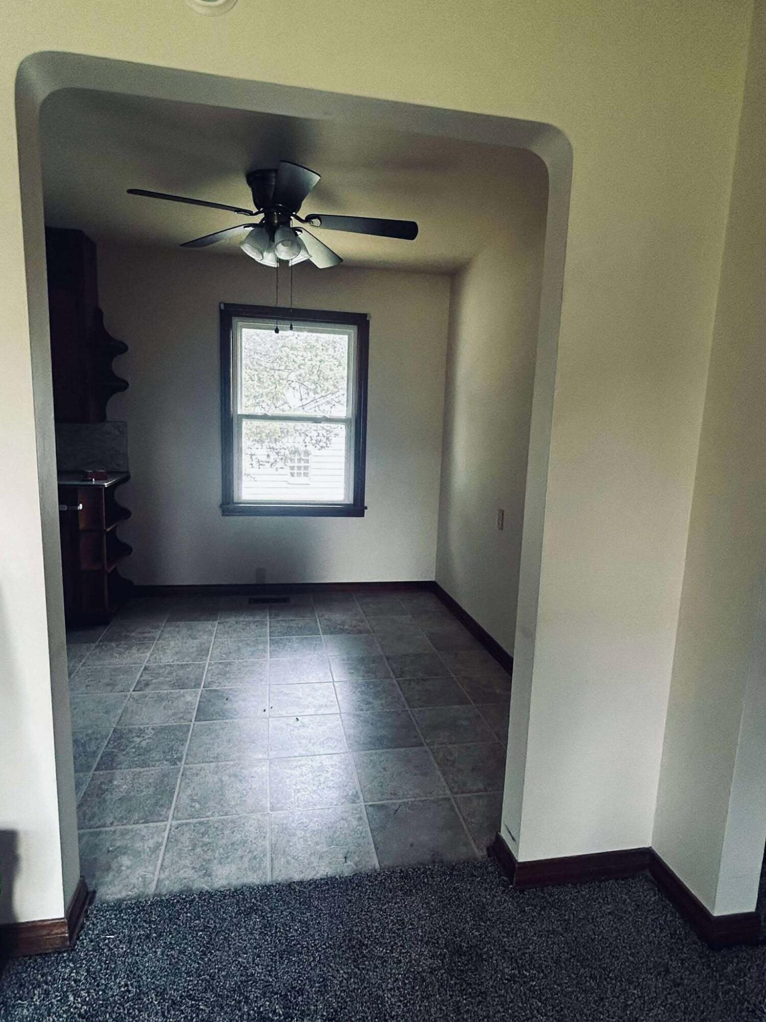 422 East South Street Property Photo 18