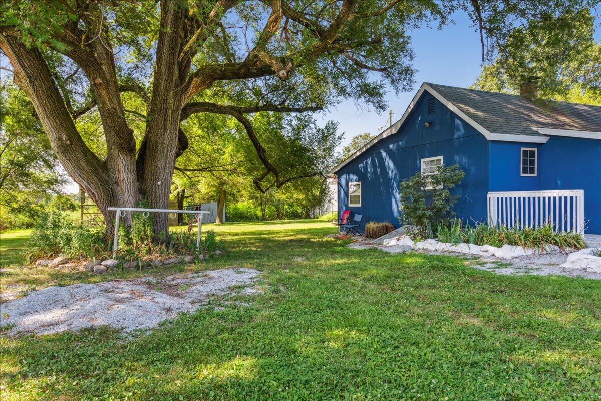 2242 Silver Lake Road Property Photo 5