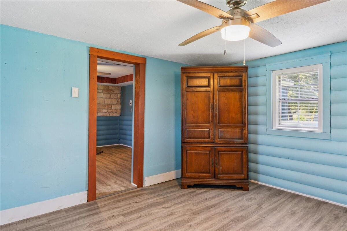 2242 Silver Lake Road Property Photo 15