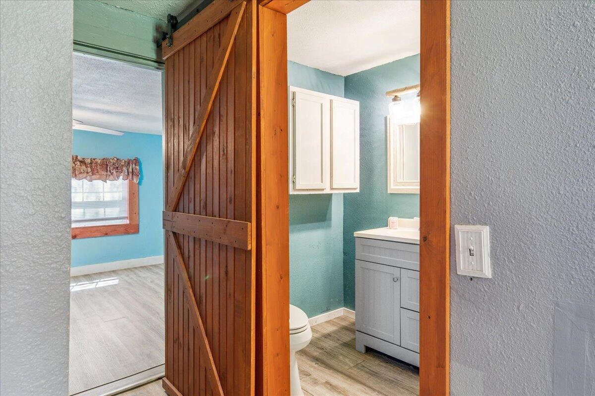 2242 Silver Lake Road Property Photo 18