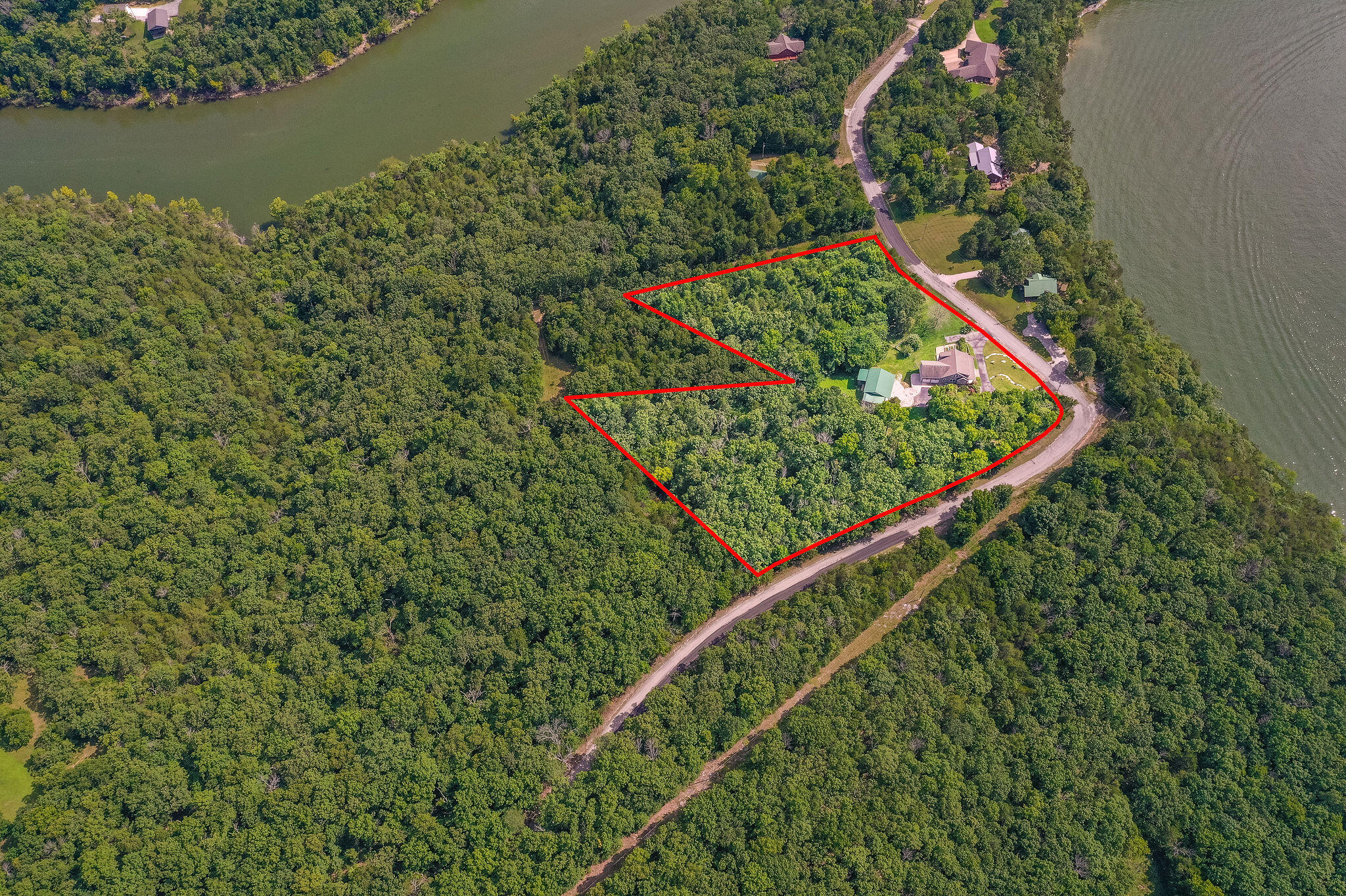 2699 Jones Road Property Photo 5