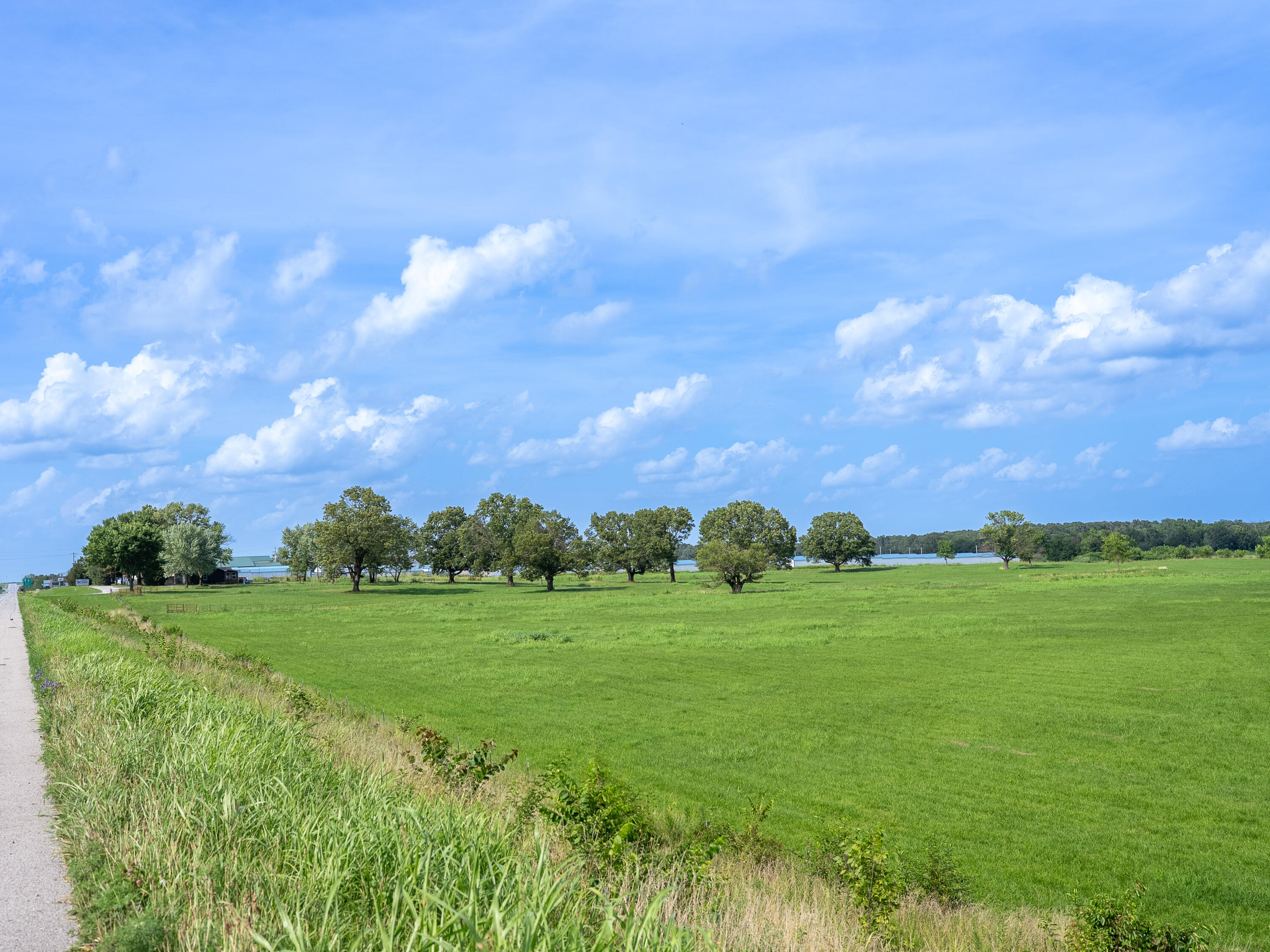 12693 Highway 59 Property Photo 1