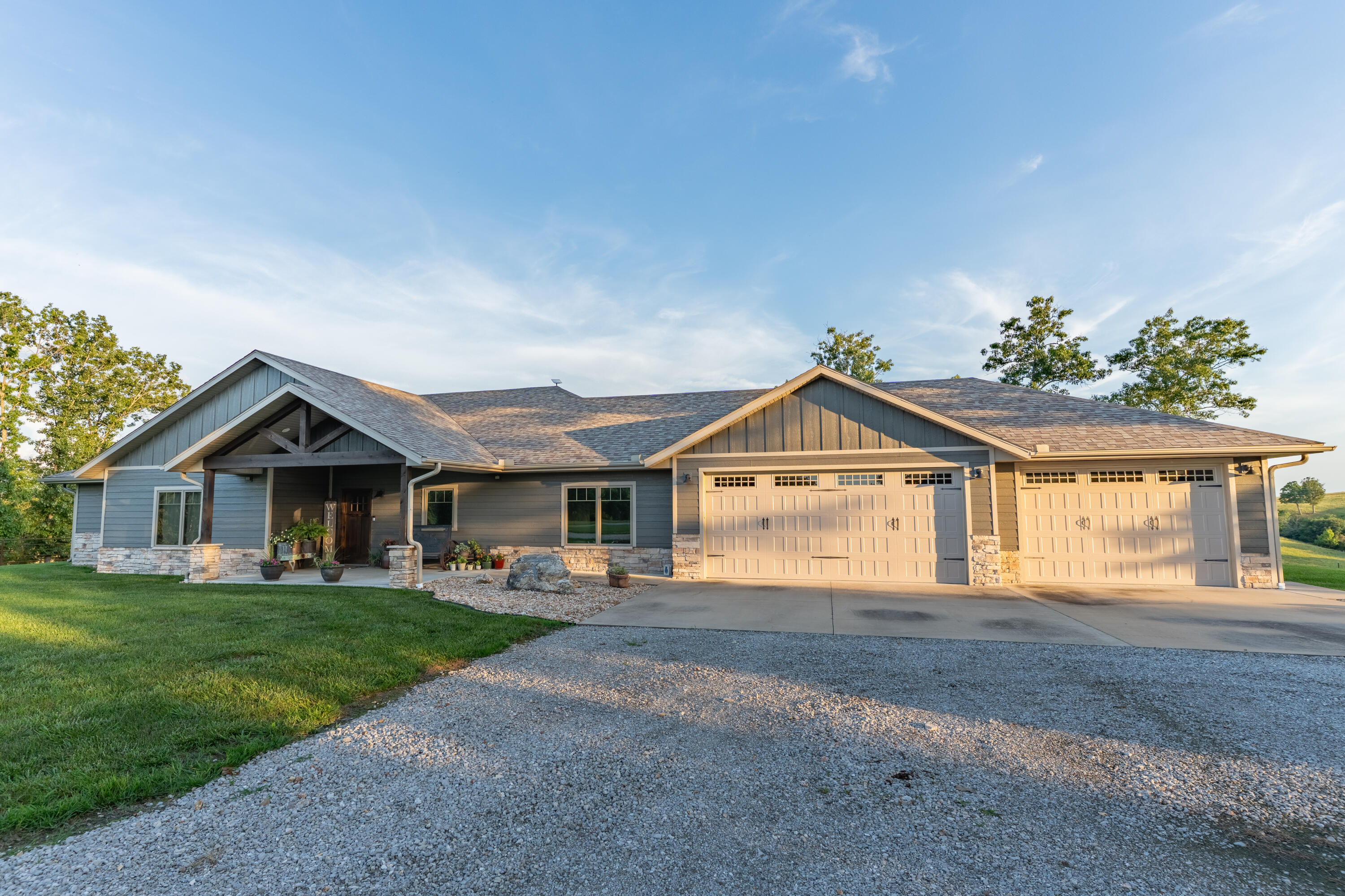 15576 State Highway 76 Property Photo 3