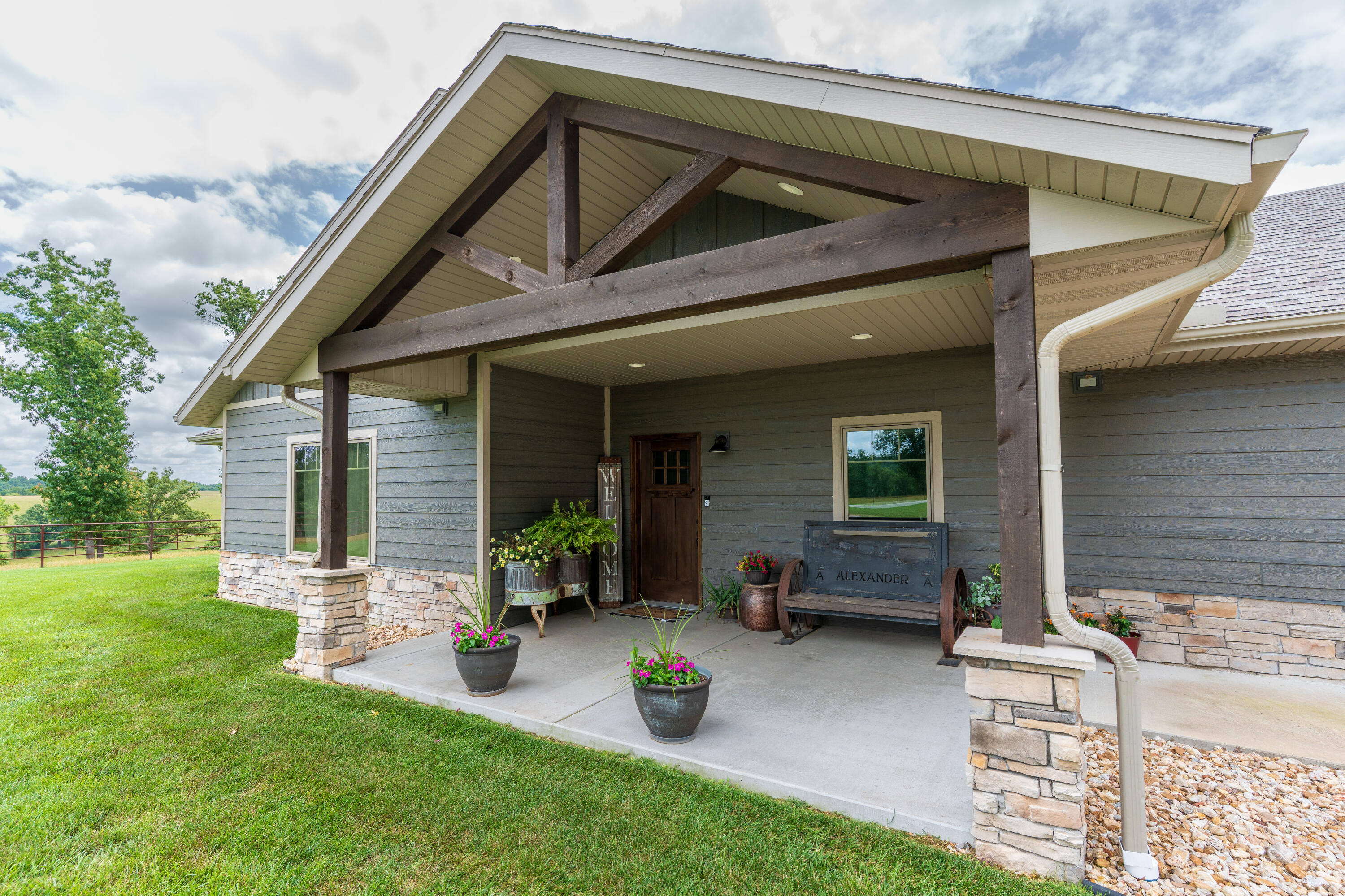 15576 State Highway 76 Property Photo 4