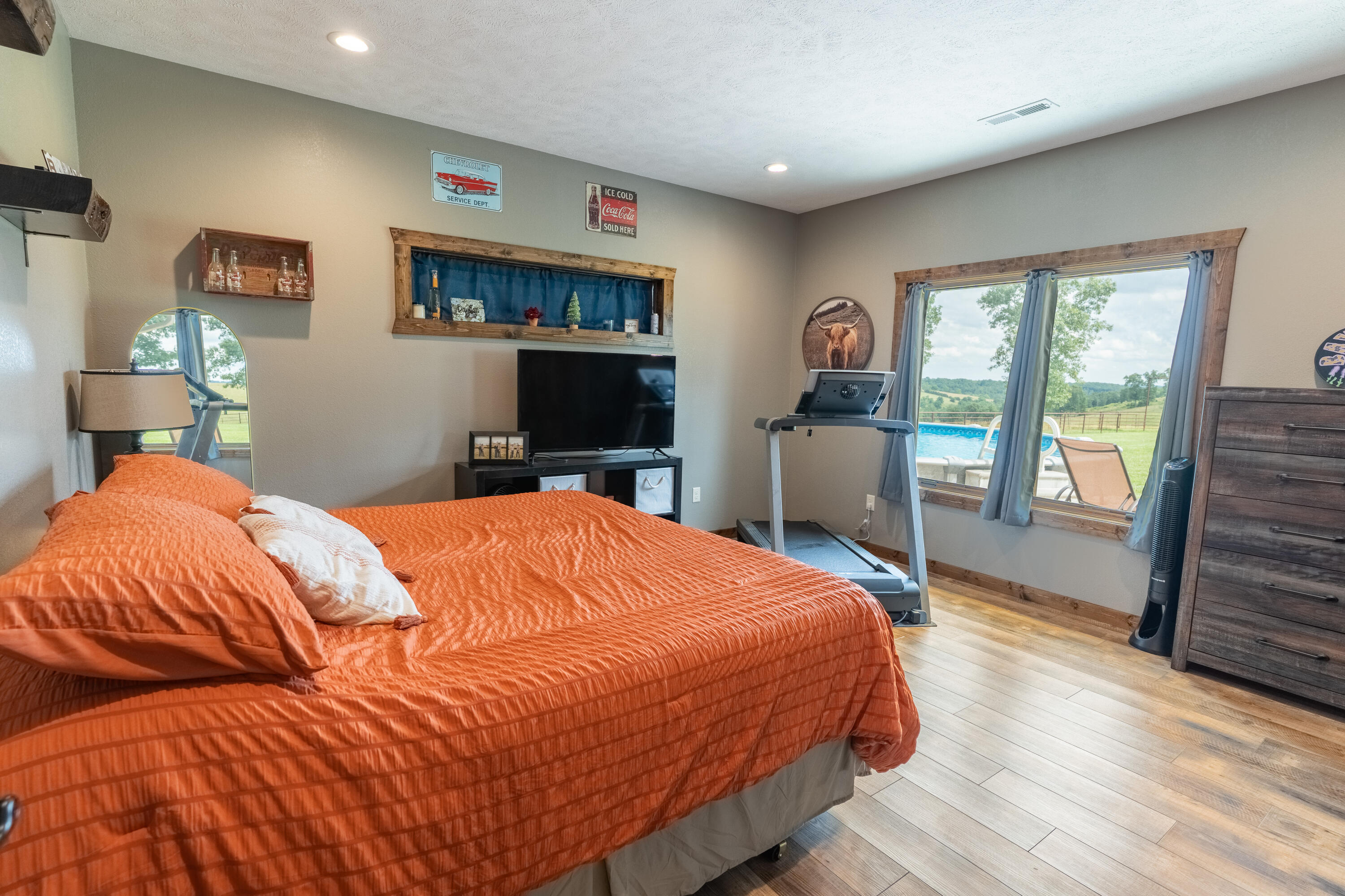 15576 State Highway 76 Property Photo 13