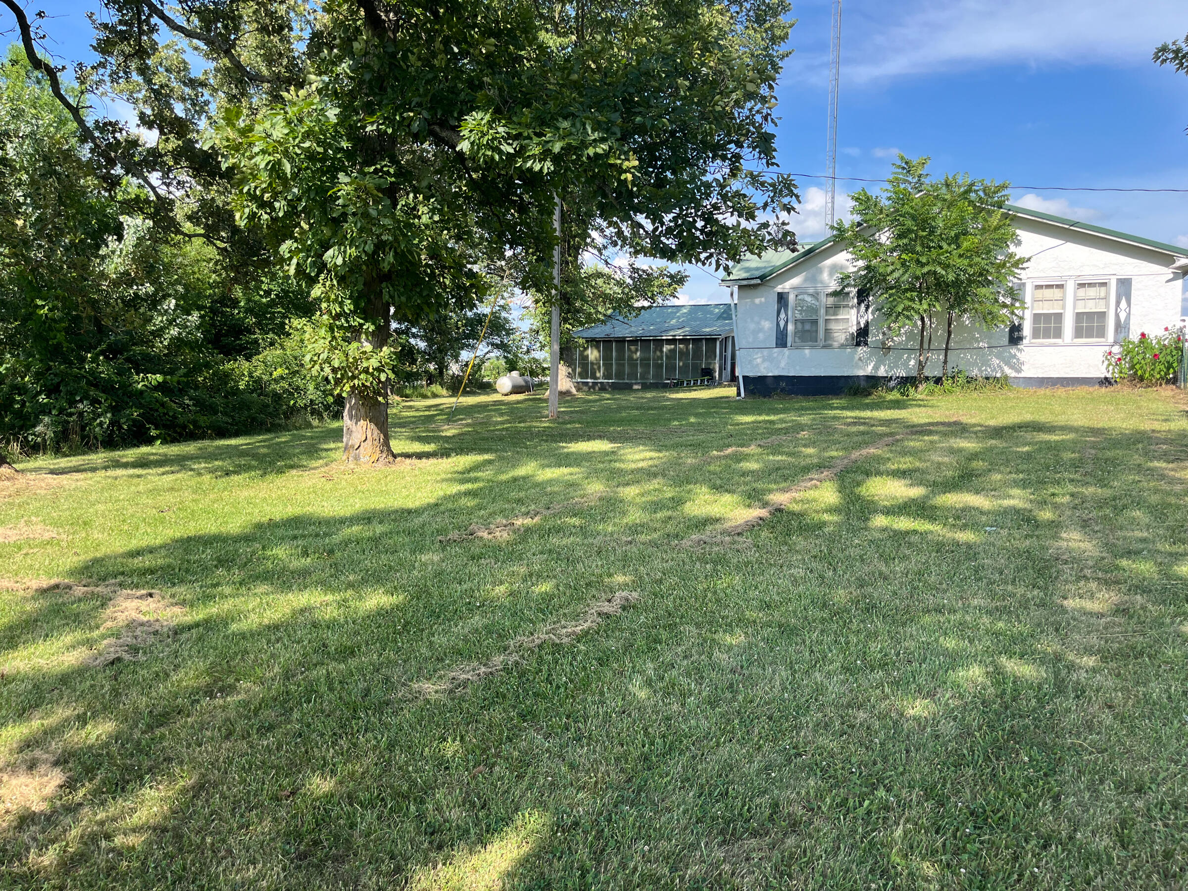 11133 East Business Highway 60 Property Photo 16