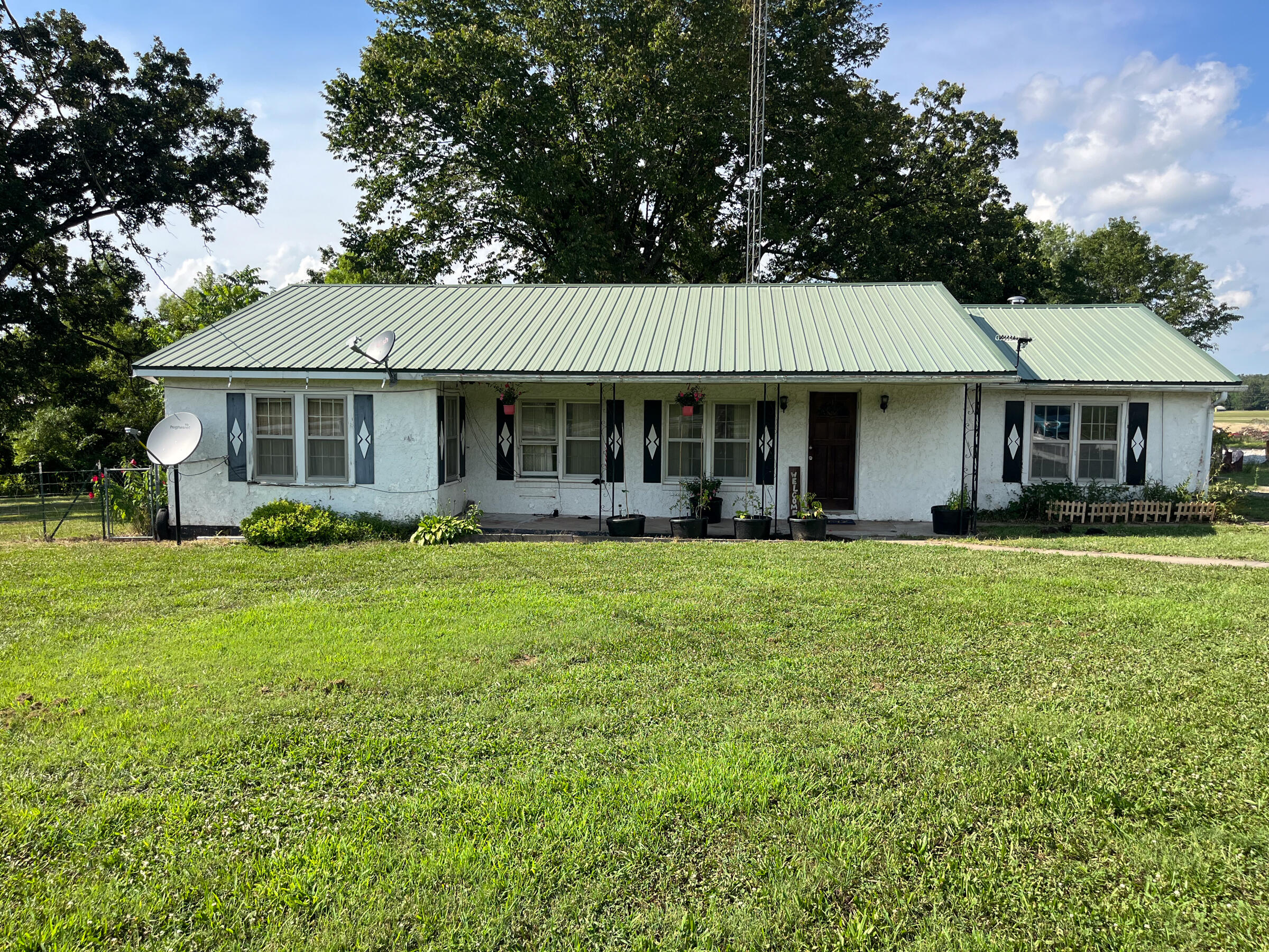 11133 East Business Highway 60 Property Photo 23