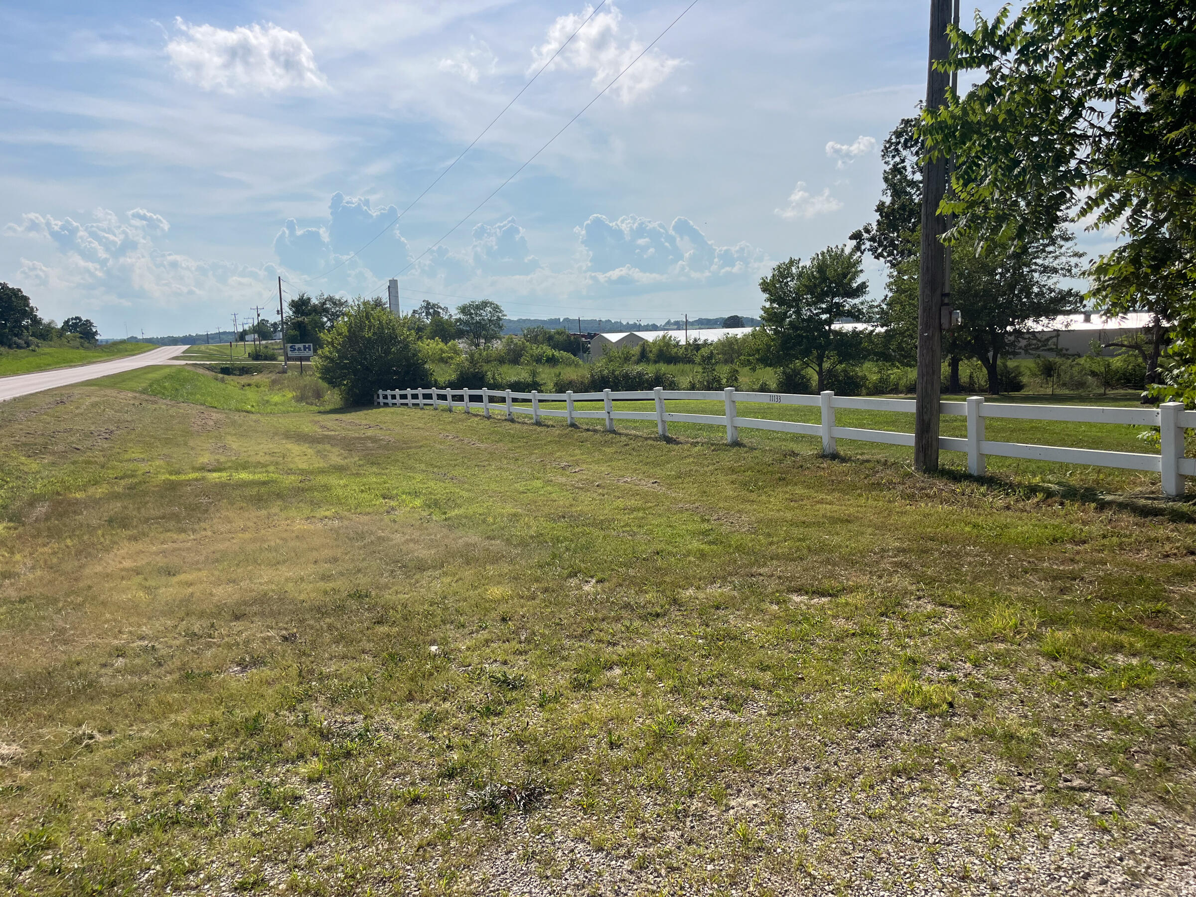11133 East Business Highway 60 Property Photo 24