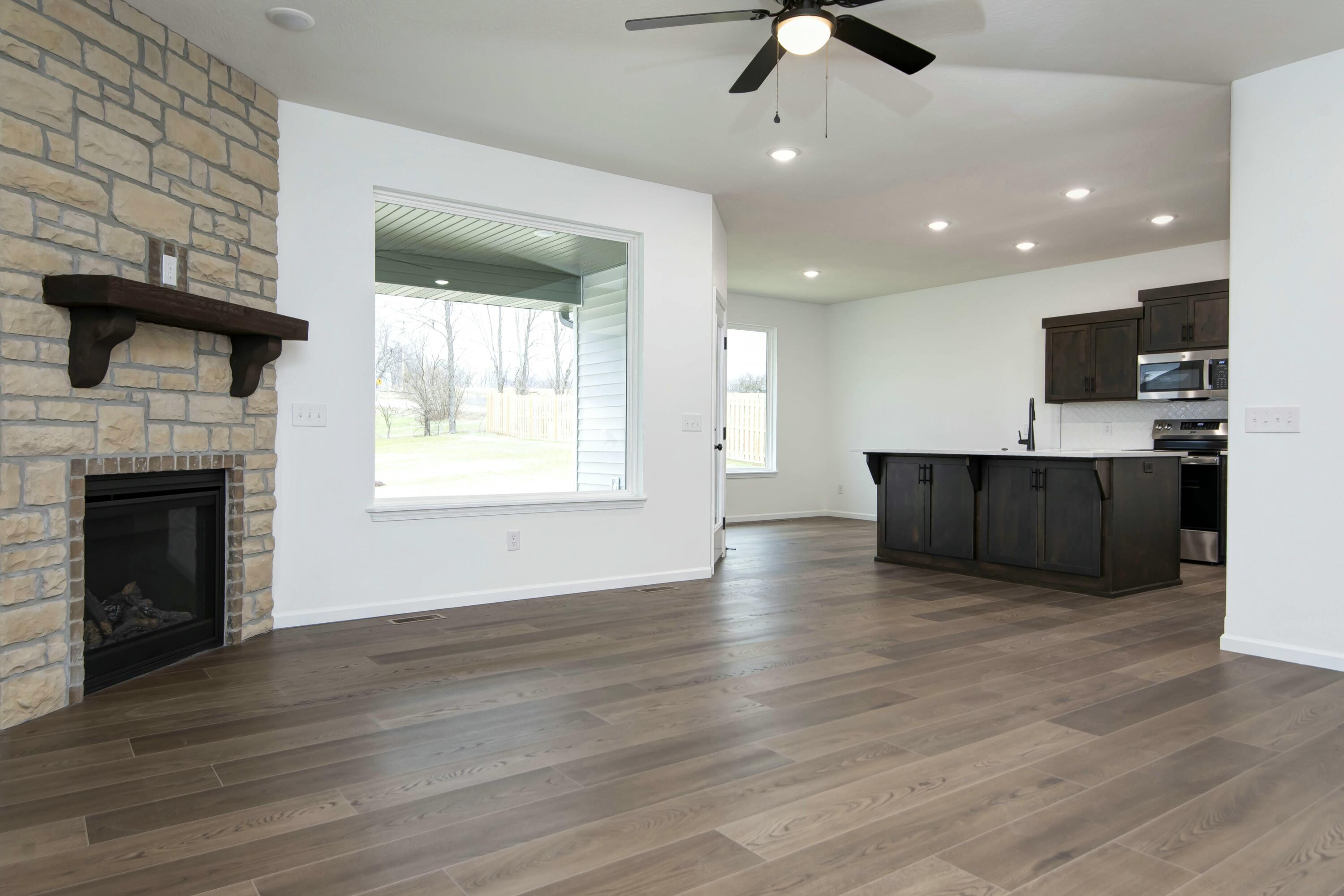 556 Spring Meadow Drive Property Photo 4