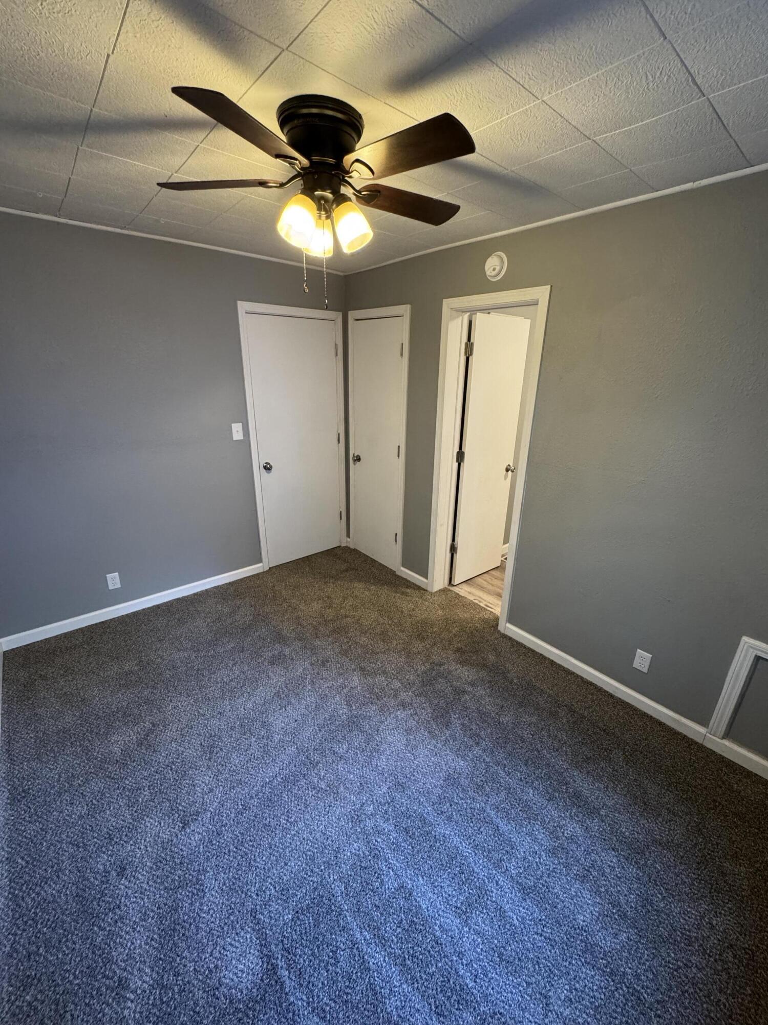 730 North West Avenue Property Photo 12
