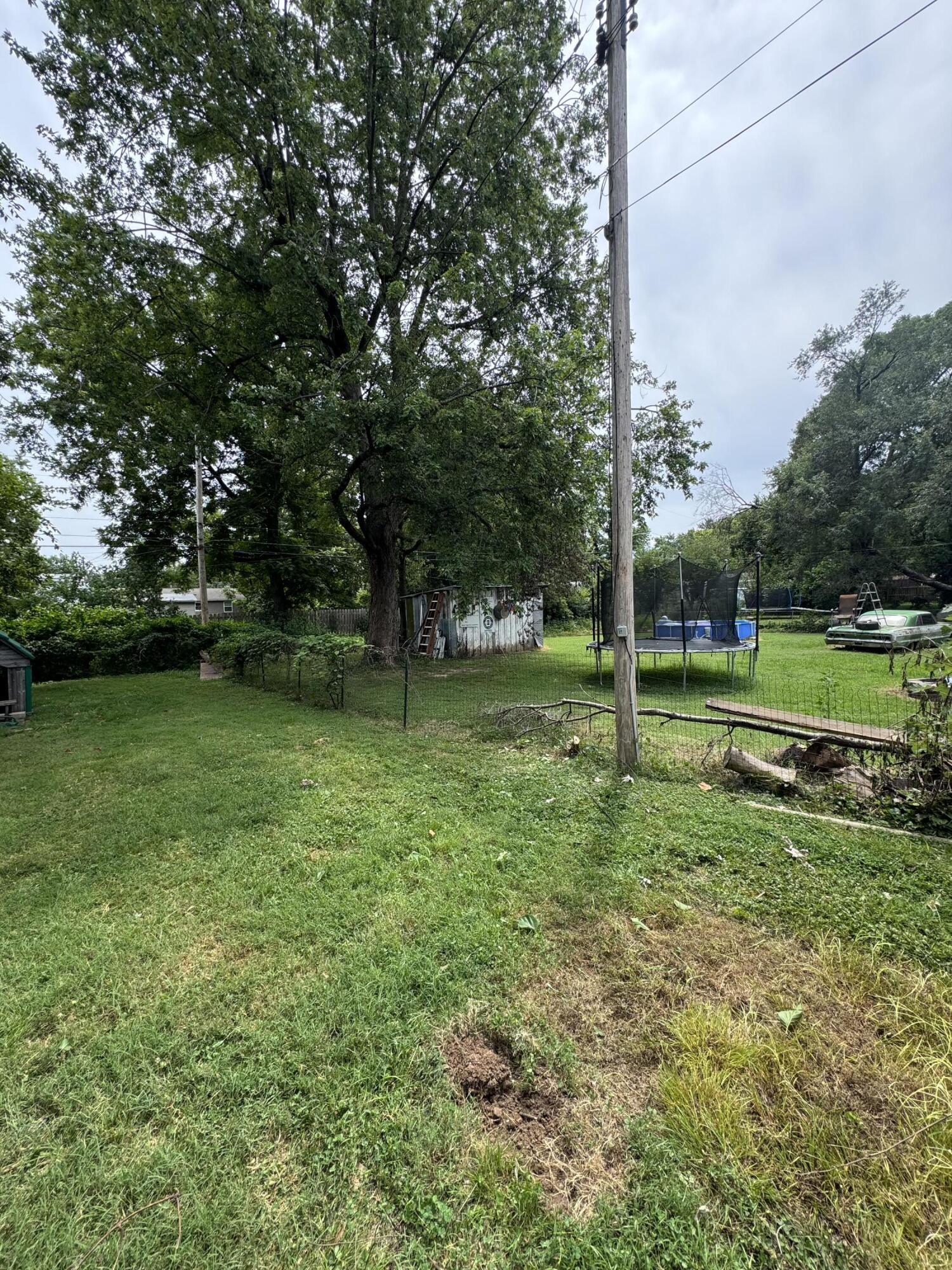 730 North West Avenue Property Photo 21