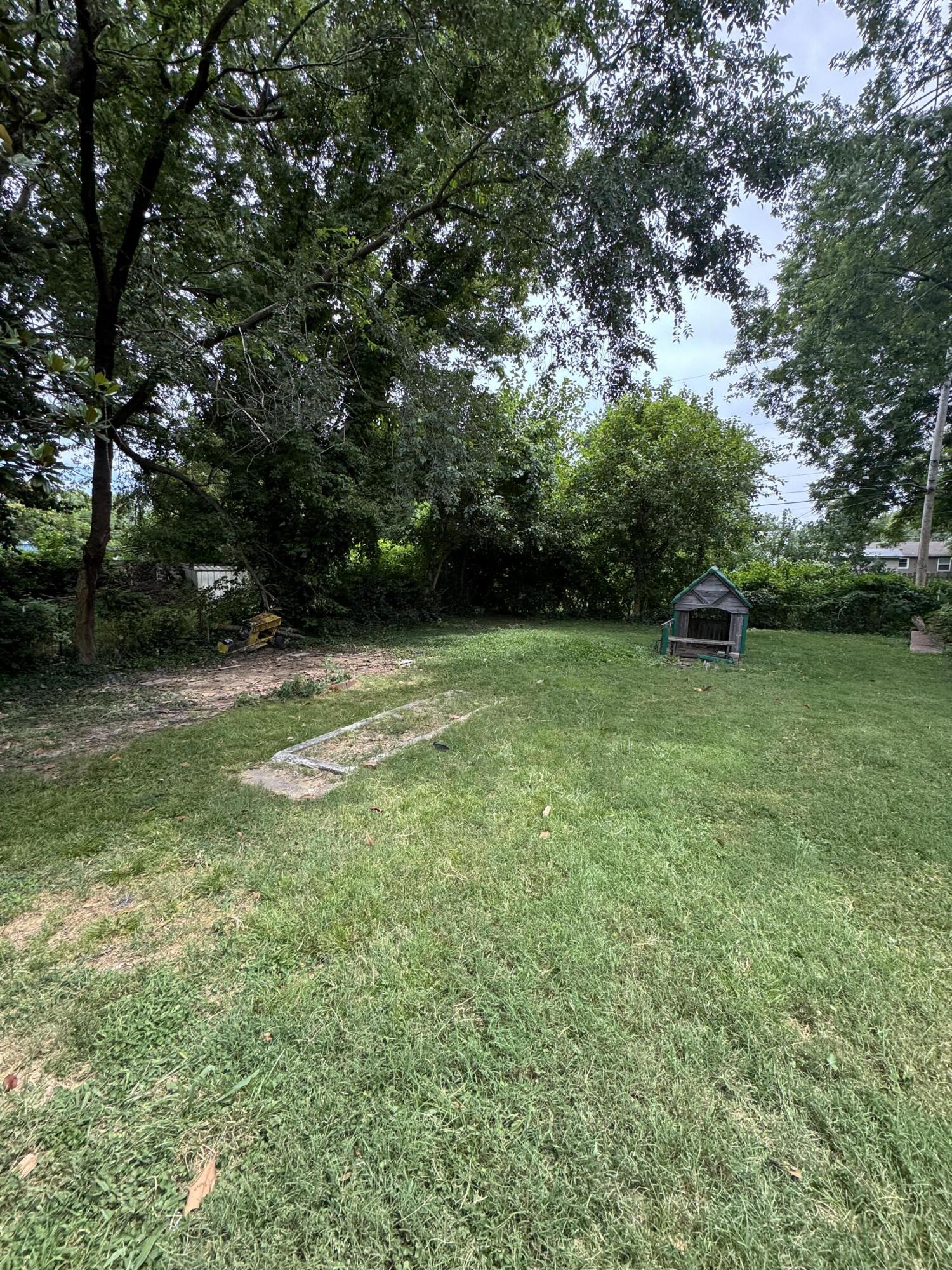 730 North West Avenue Property Photo 22