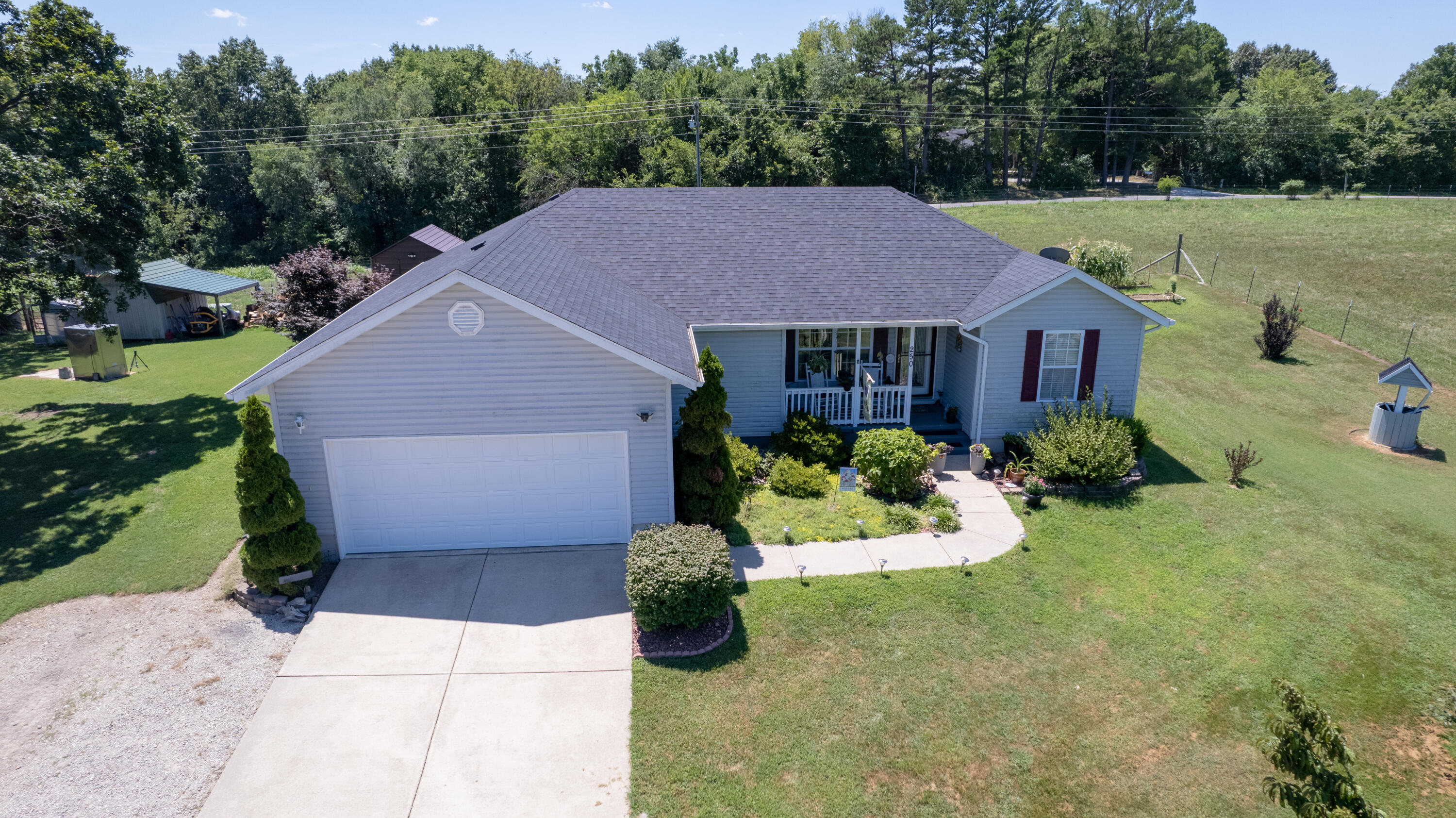 250 Sweetgum Drive Property Photo 1