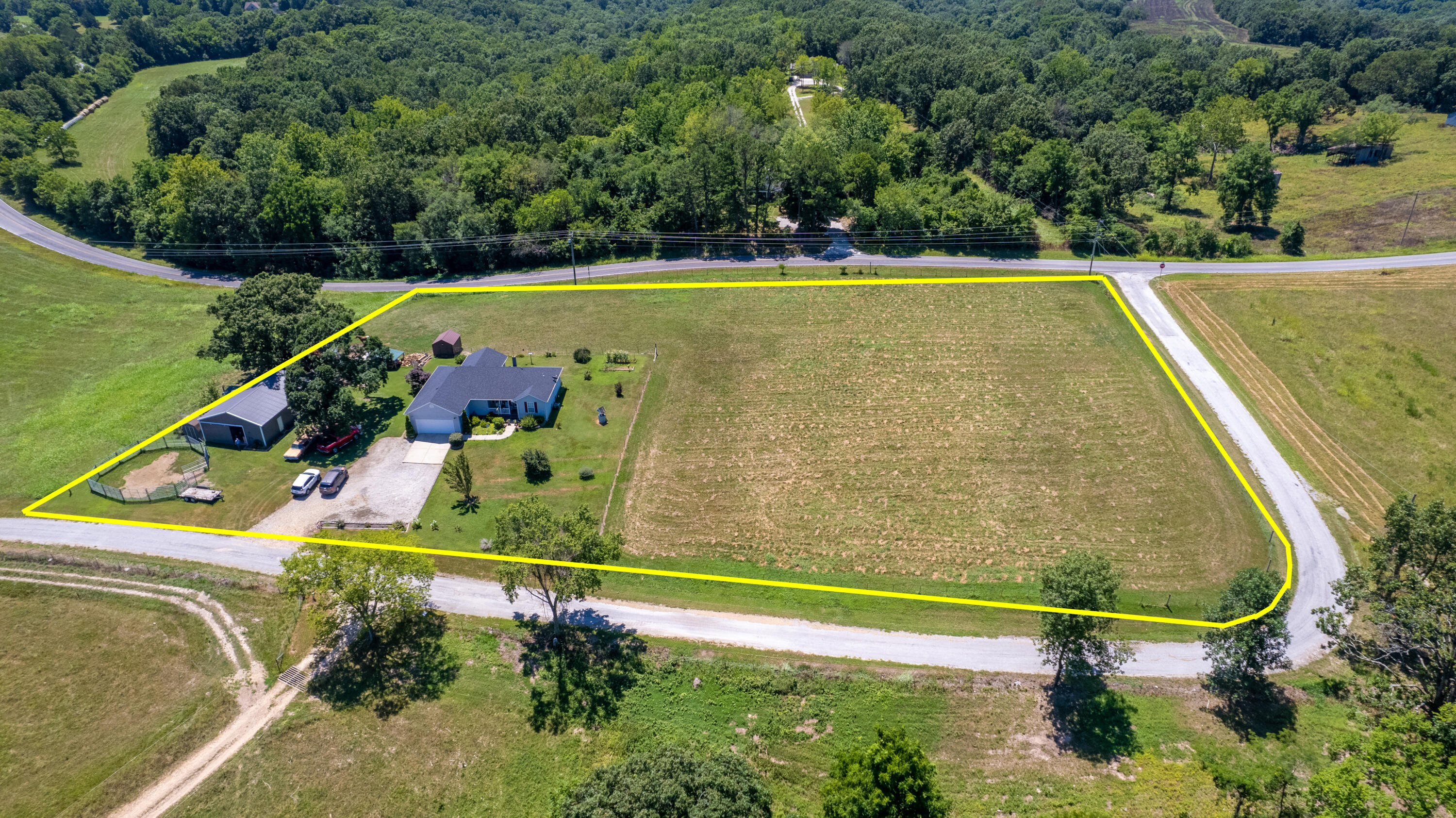 250 Sweetgum Drive Property Photo 2