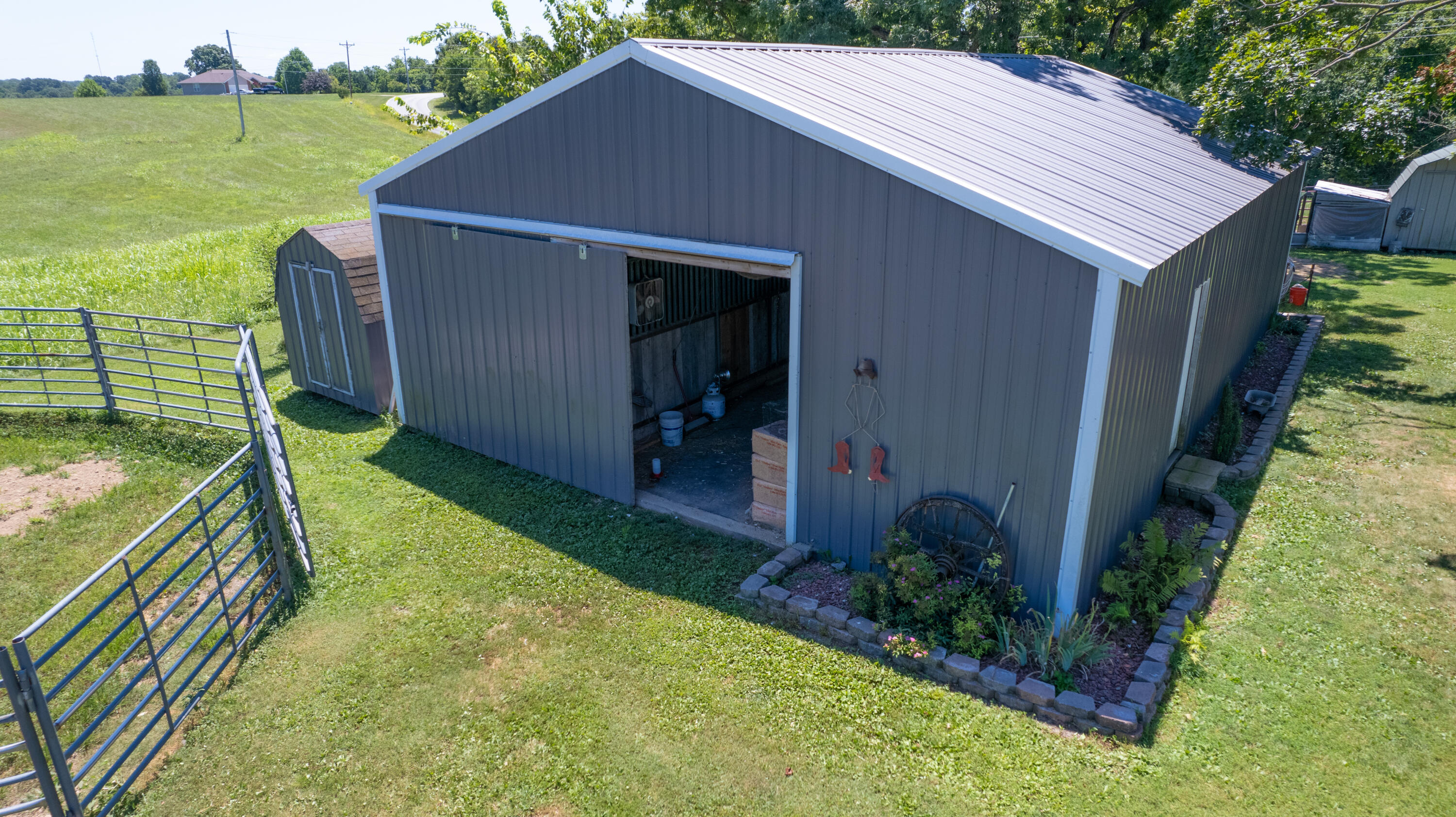 250 Sweetgum Drive Property Photo 3