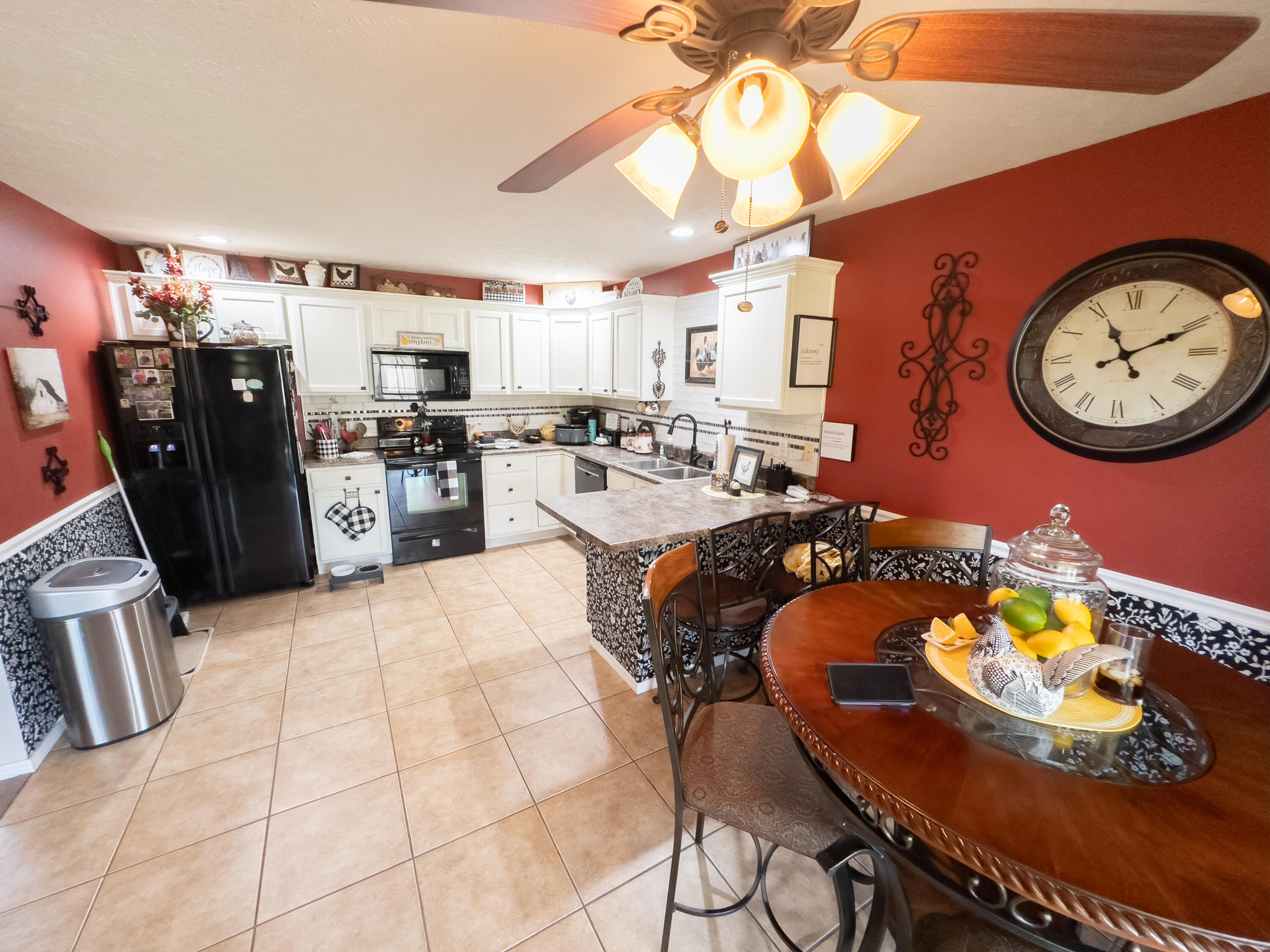 250 Sweetgum Drive Property Photo 6