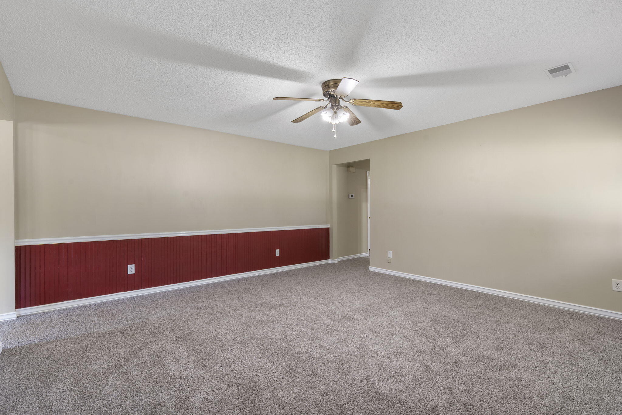 2222 West Nichols Street Property Photo 6