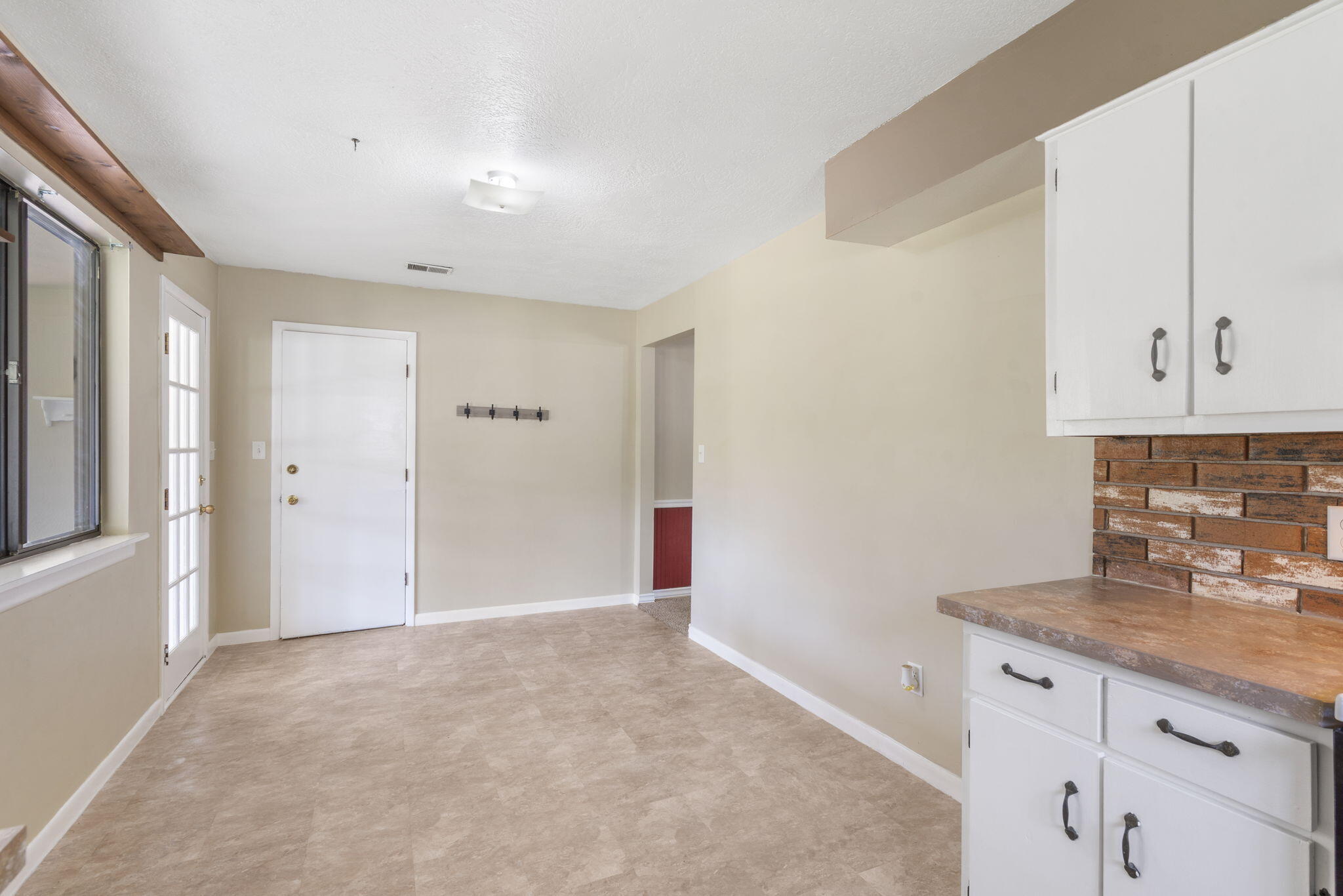 2222 West Nichols Street Property Photo 12