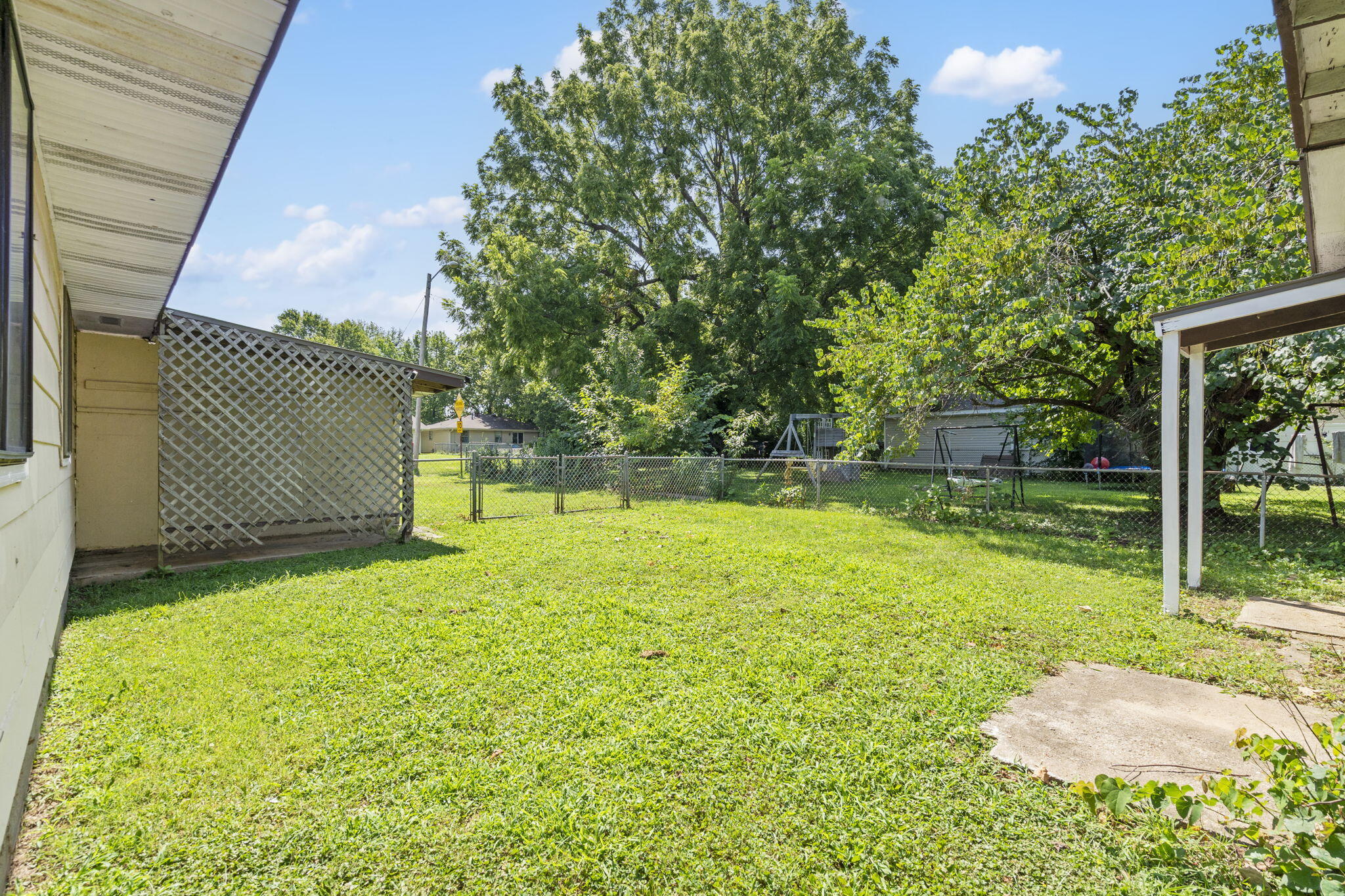 2222 West Nichols Street Property Photo 27