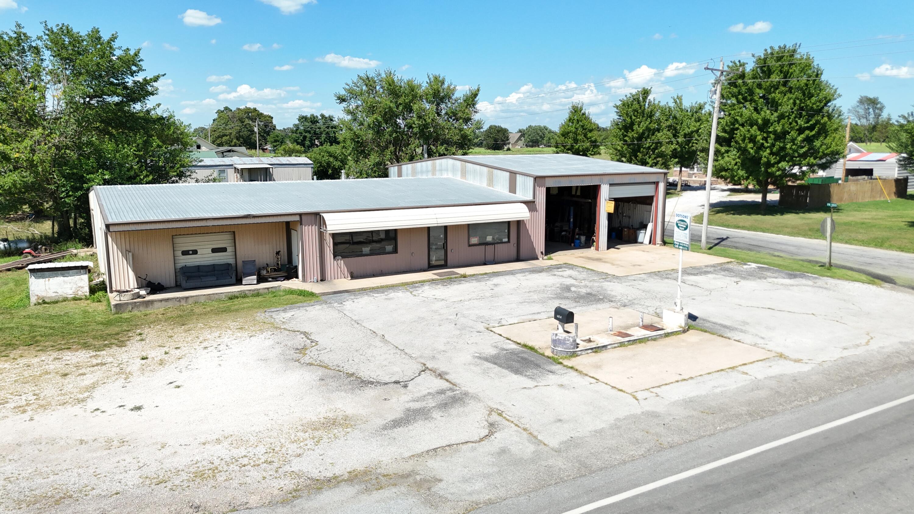 10468 State Highway C Property Photo 1
