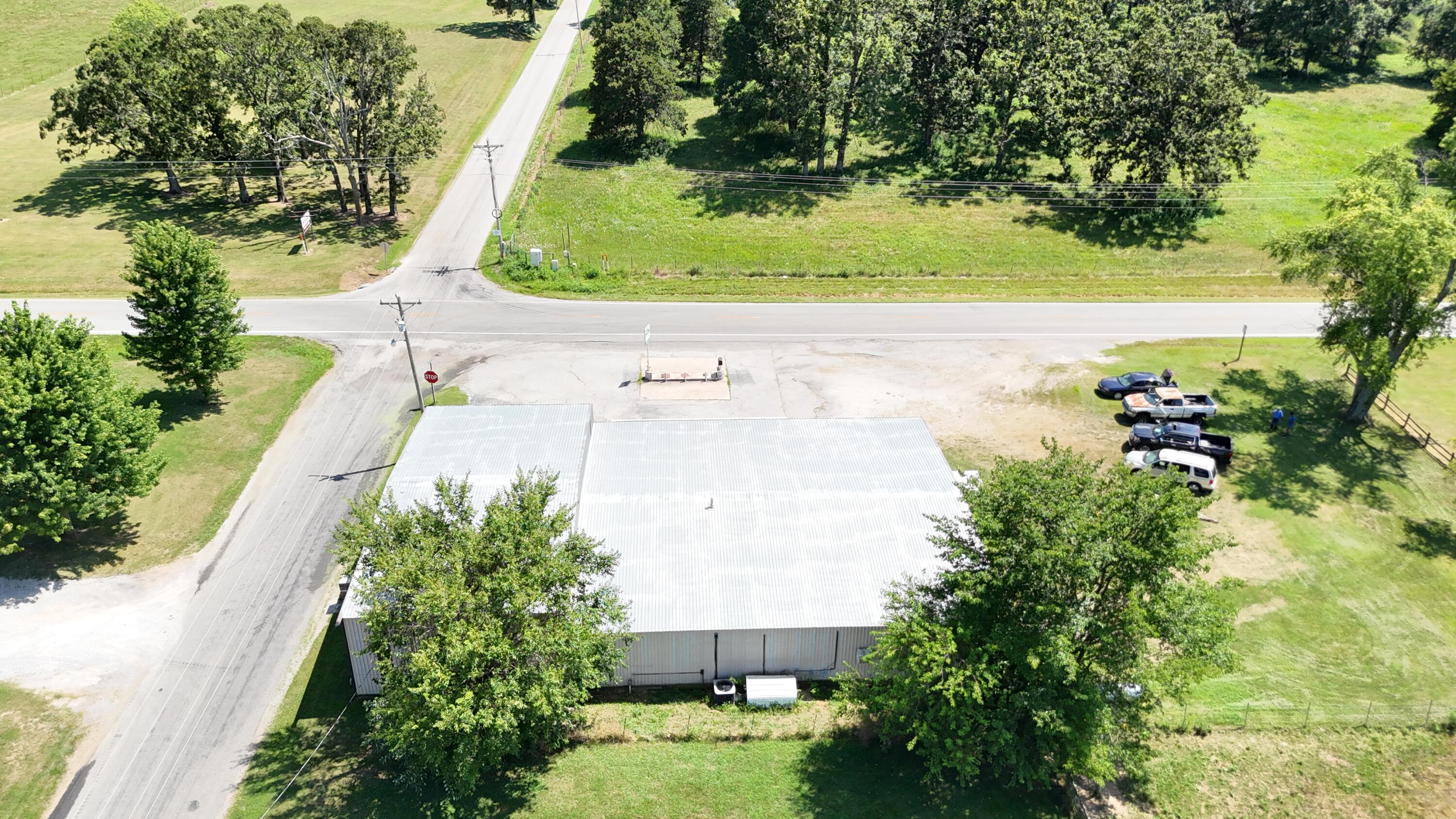 10468 State Highway C Property Photo 2