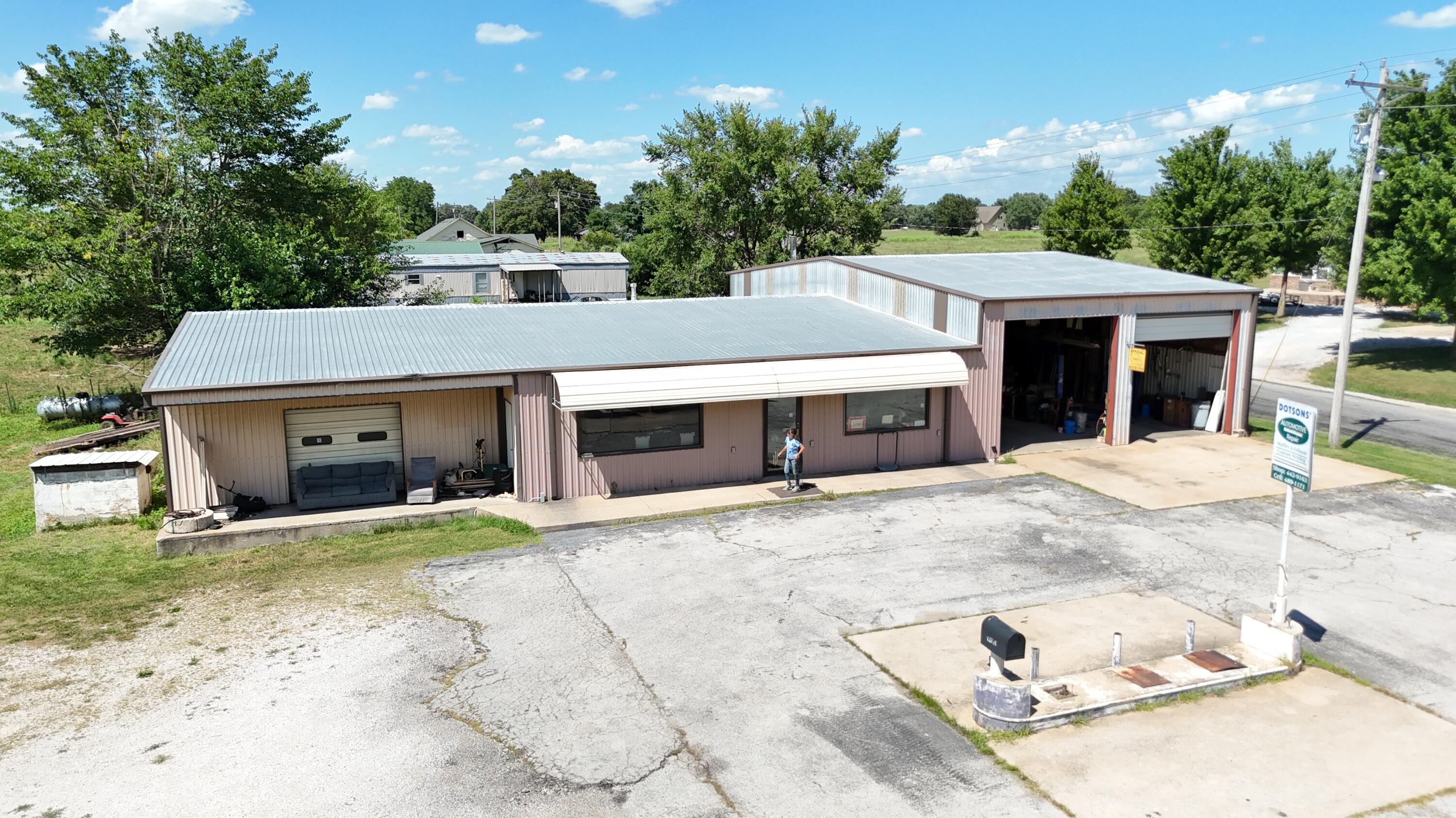 10468 State Highway C Property Photo 7