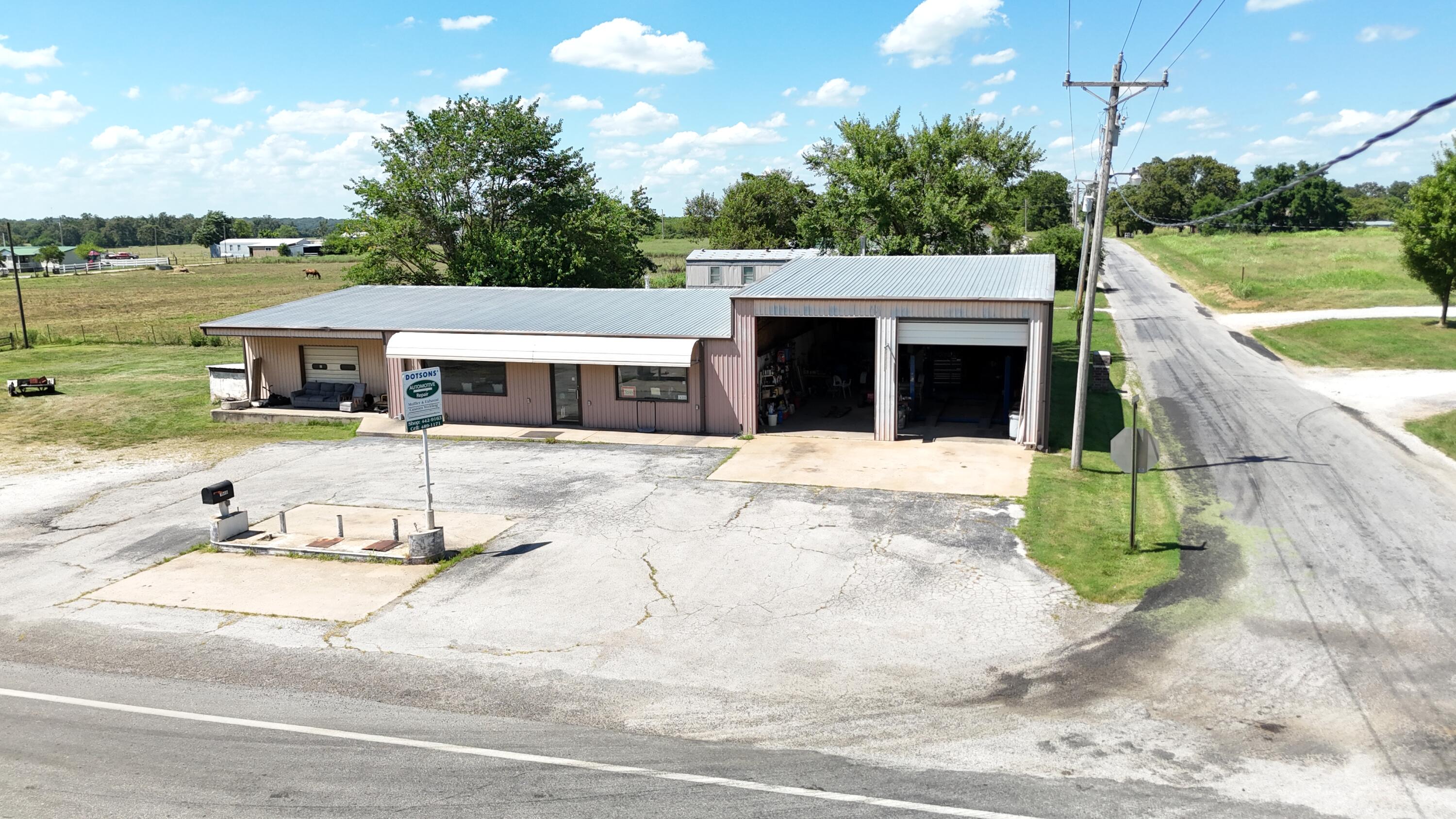 10468 State Highway C Property Photo 8